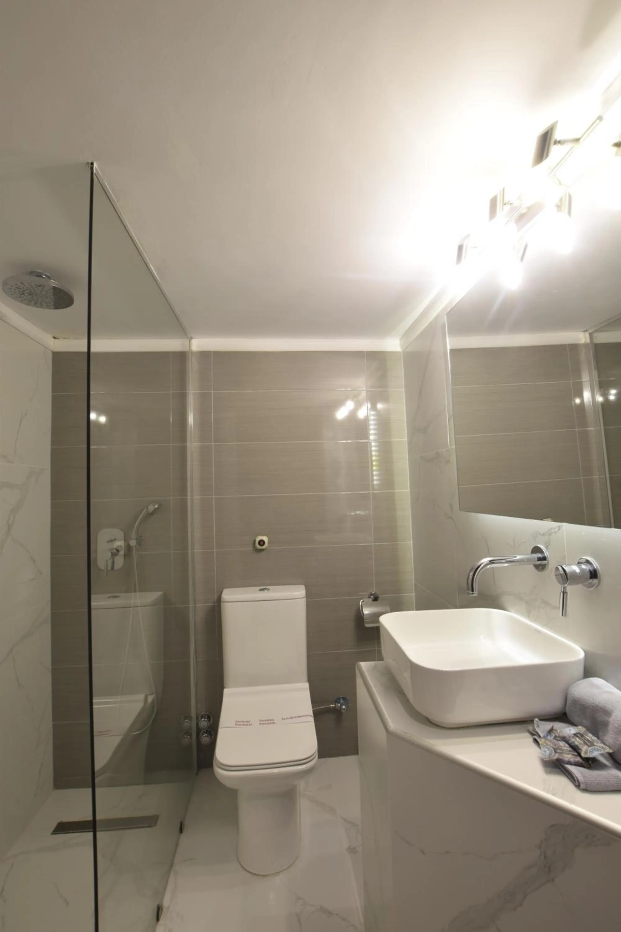 Bathroom in John's Hotel