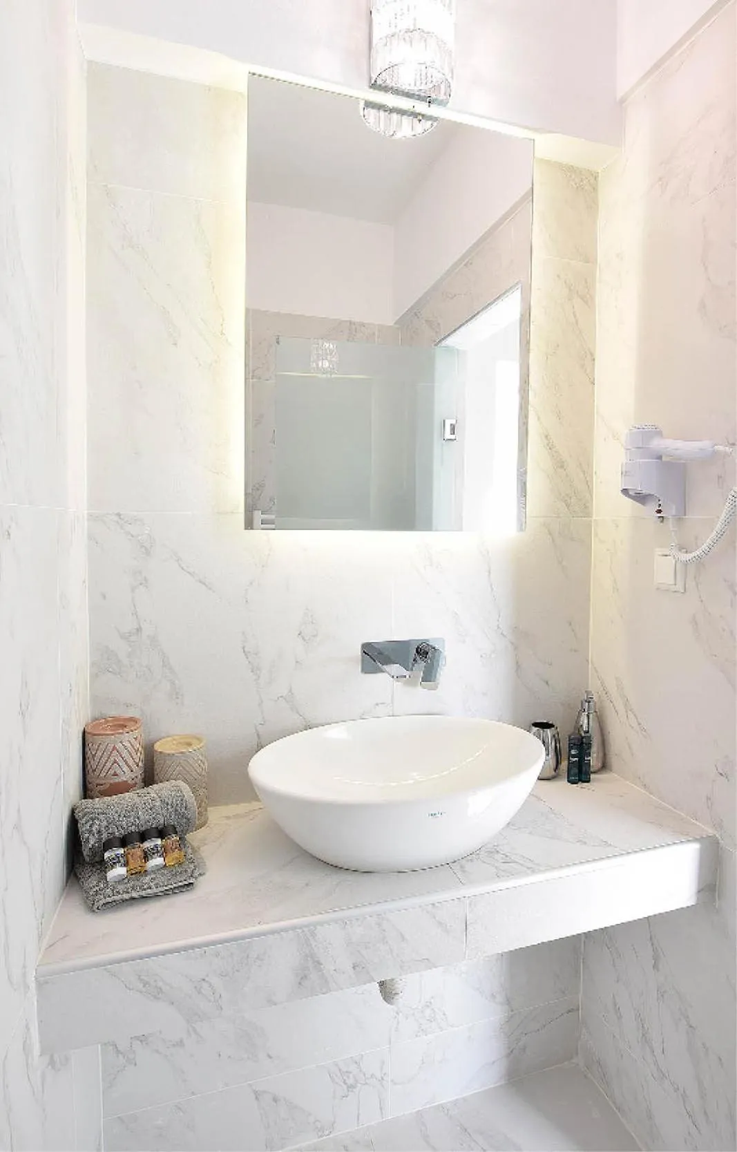 Bathroom in John's Hotel