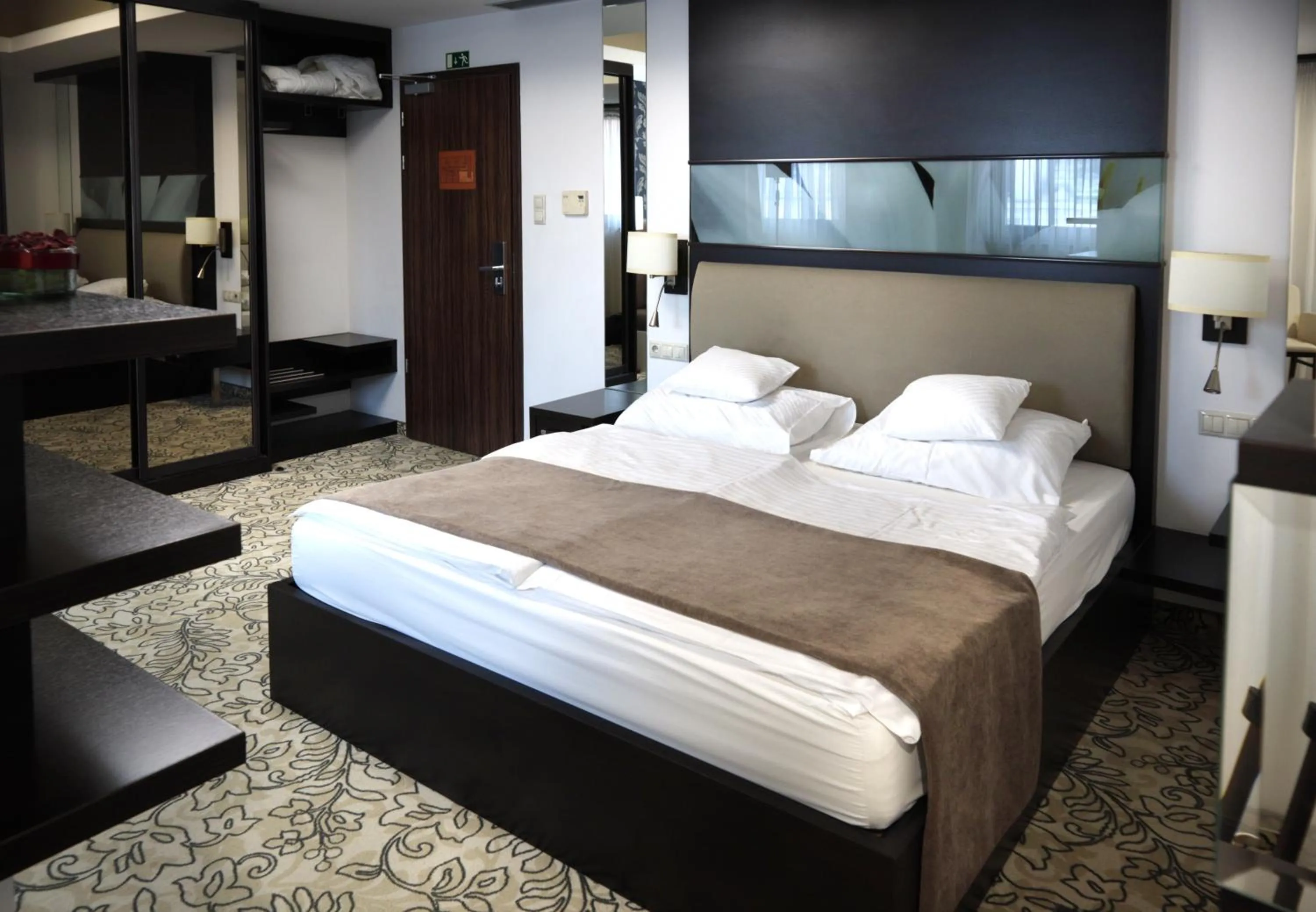 Bed in Corso Boutique Hotel