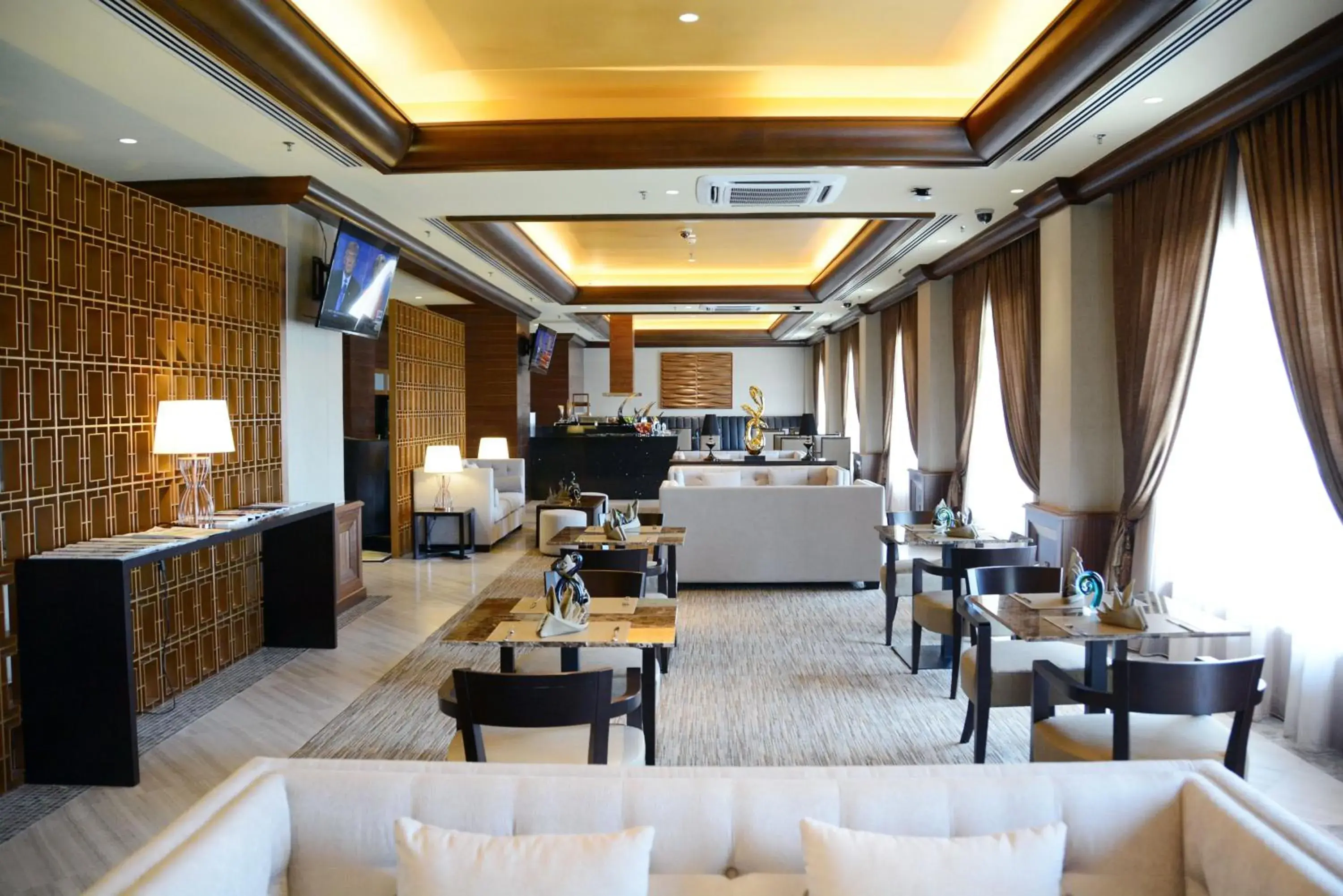 Lounge or bar in Sama Sama Hotel KLIA Lounge or bar in Sama Sama Hotel KLIA