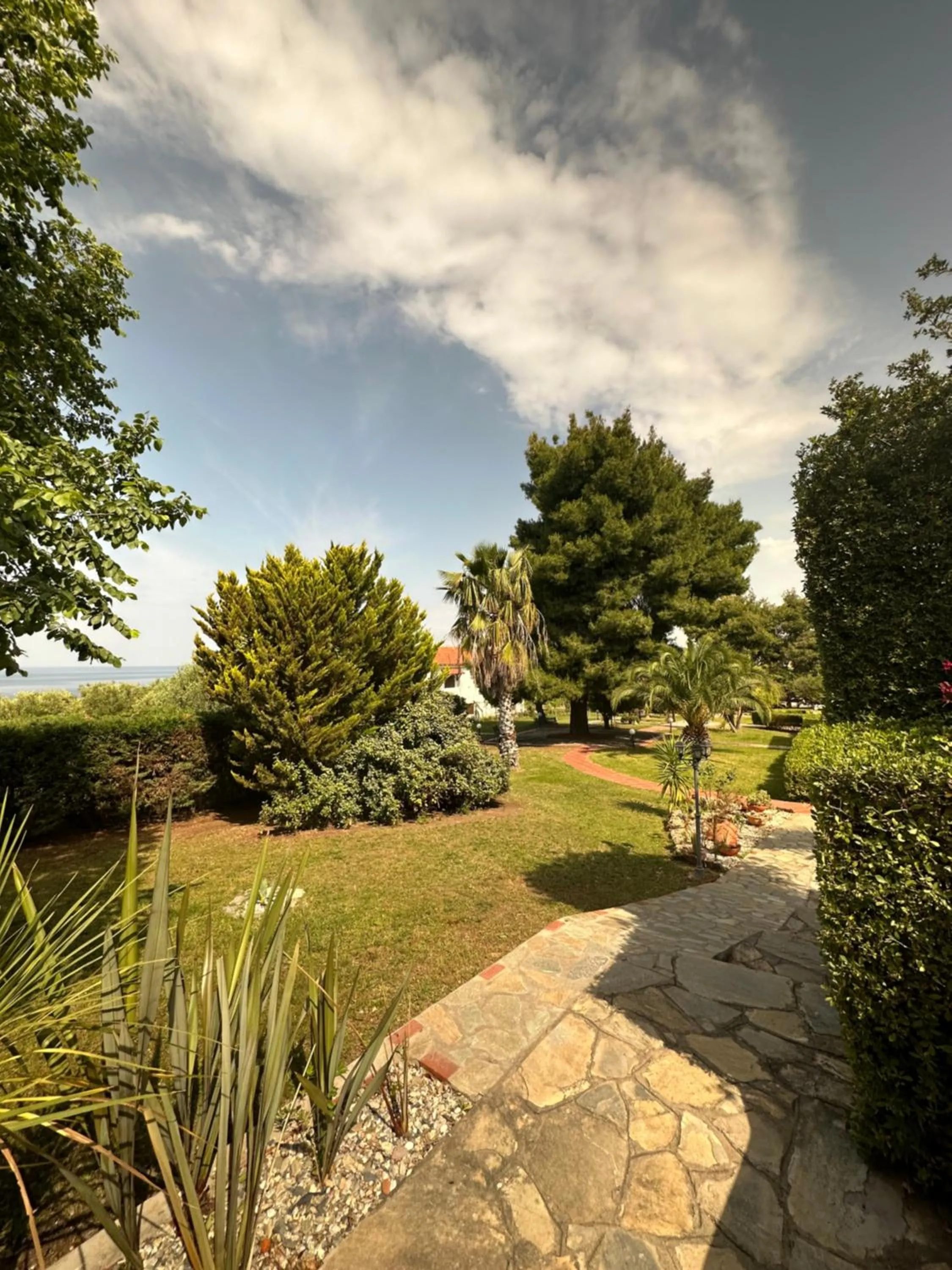 Day in Agrili Apartments & Rooms