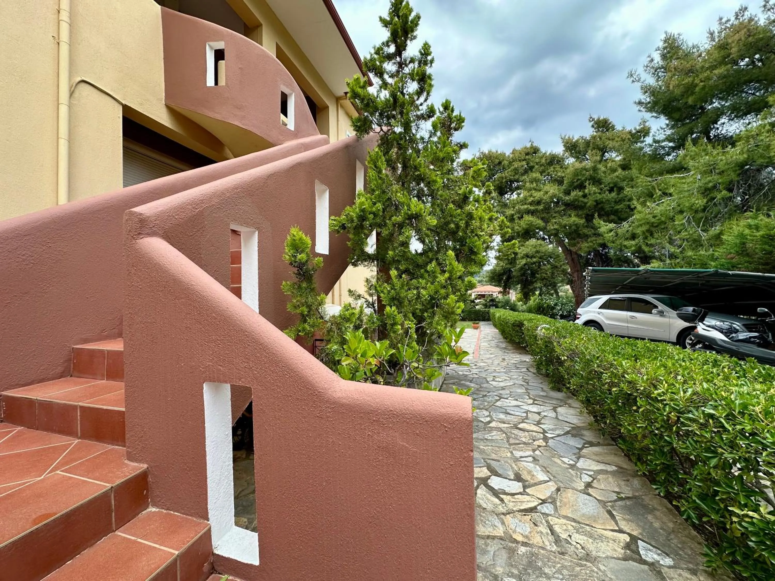 Property building in Agrili Apartments & Rooms