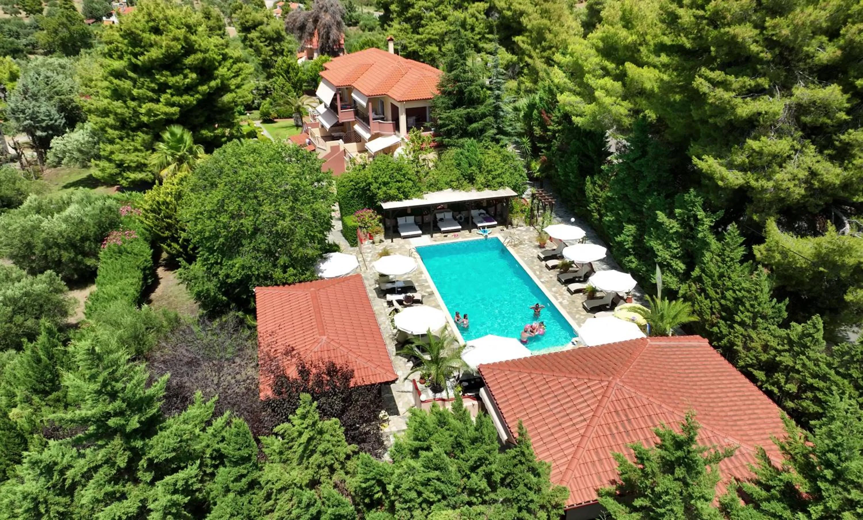 Property building in Agrili Apartments & Rooms