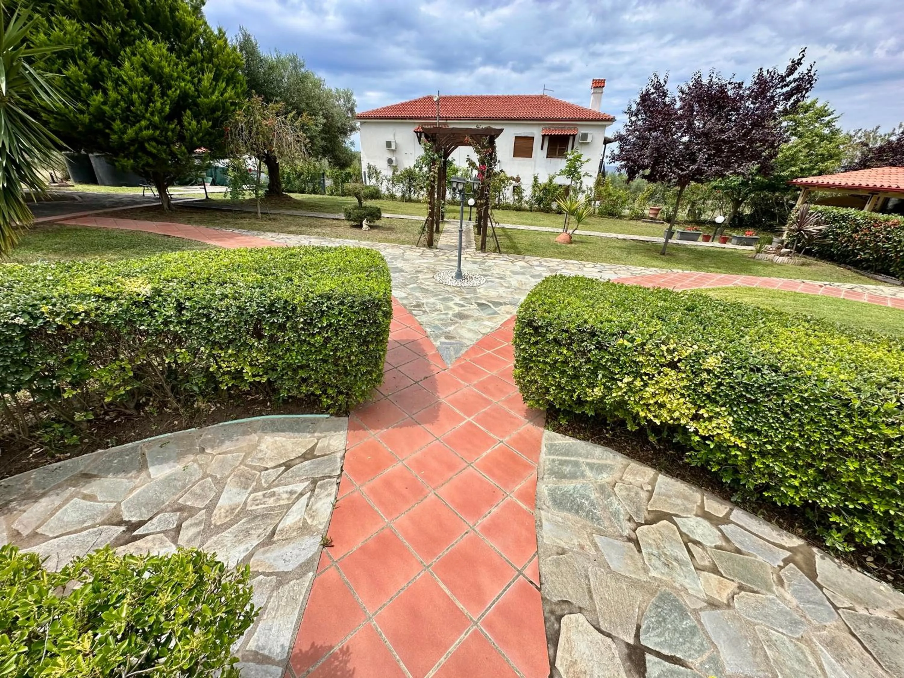 Property building in Agrili Apartments & Rooms