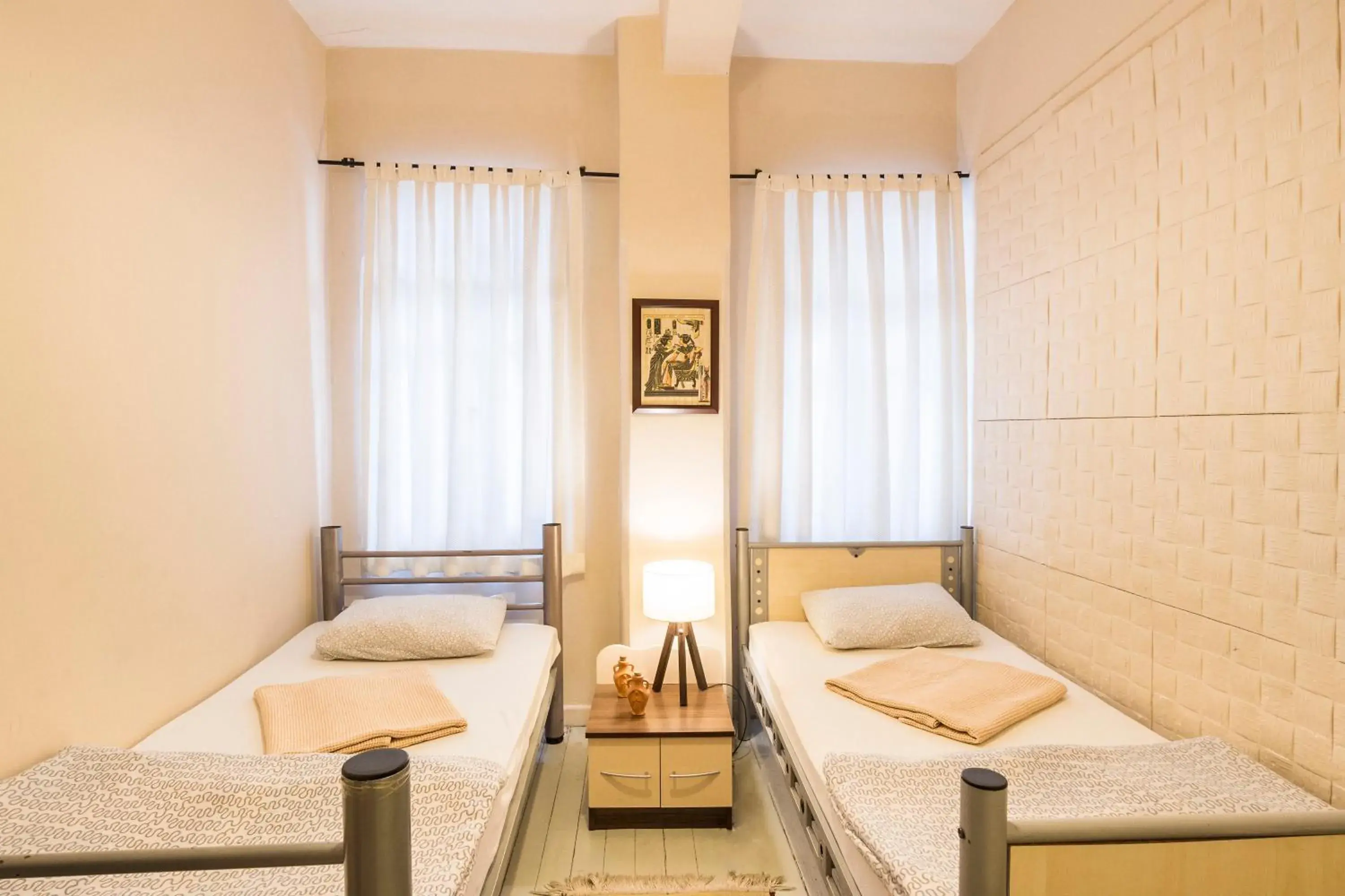 Twin Room with Shared Bathroom in Levanten Hostel Twin Room with Shared Bathroom in Levanten Hostel