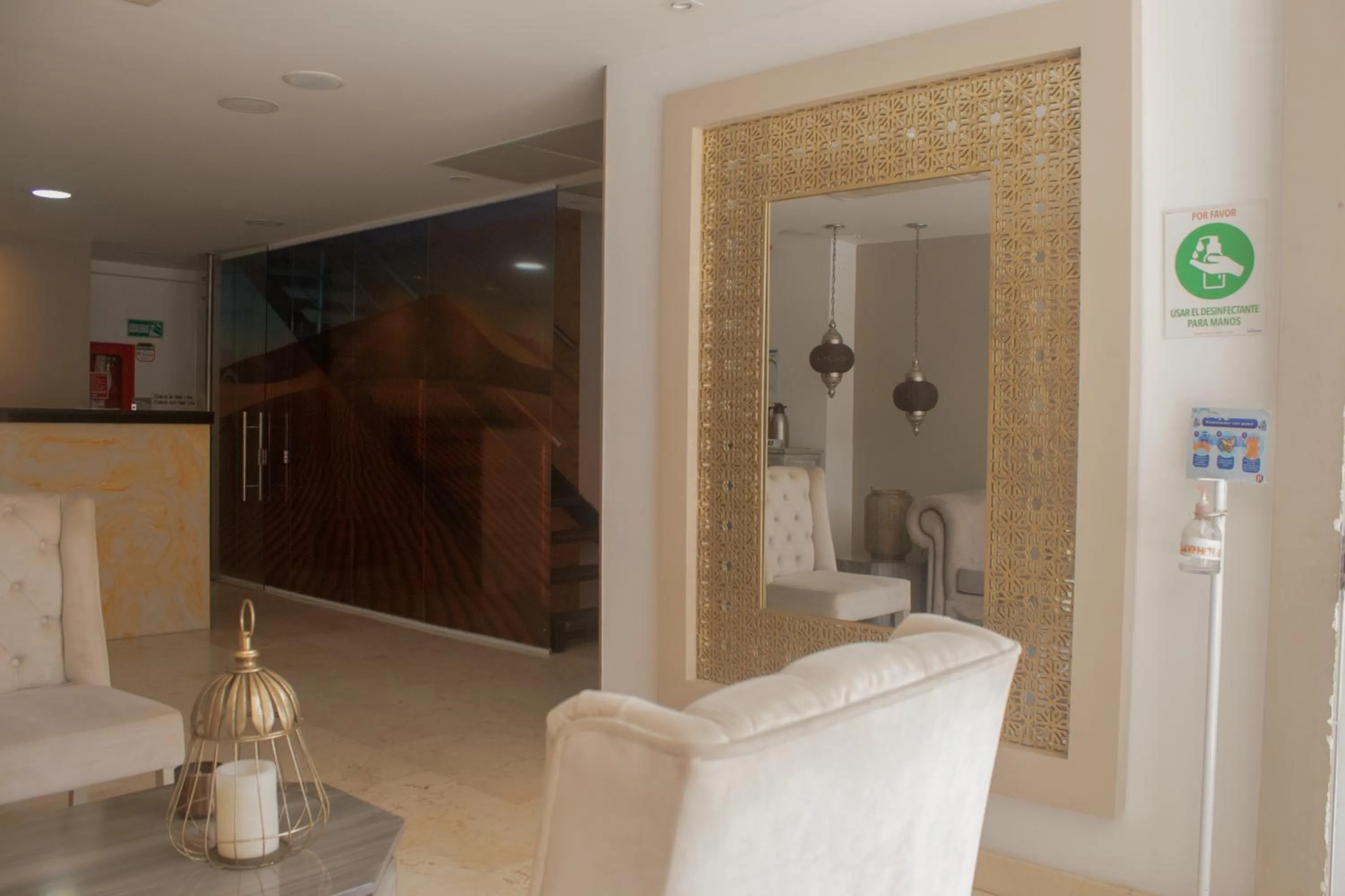 Lobby or reception in Hotel Marrakech Cali