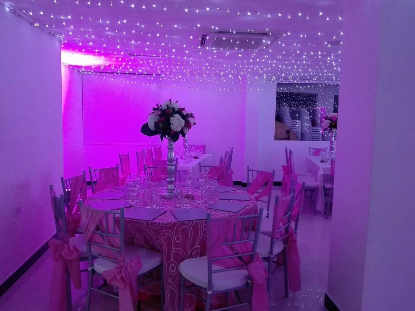Banquet/Function facilities in Hotel Marrakech Cali