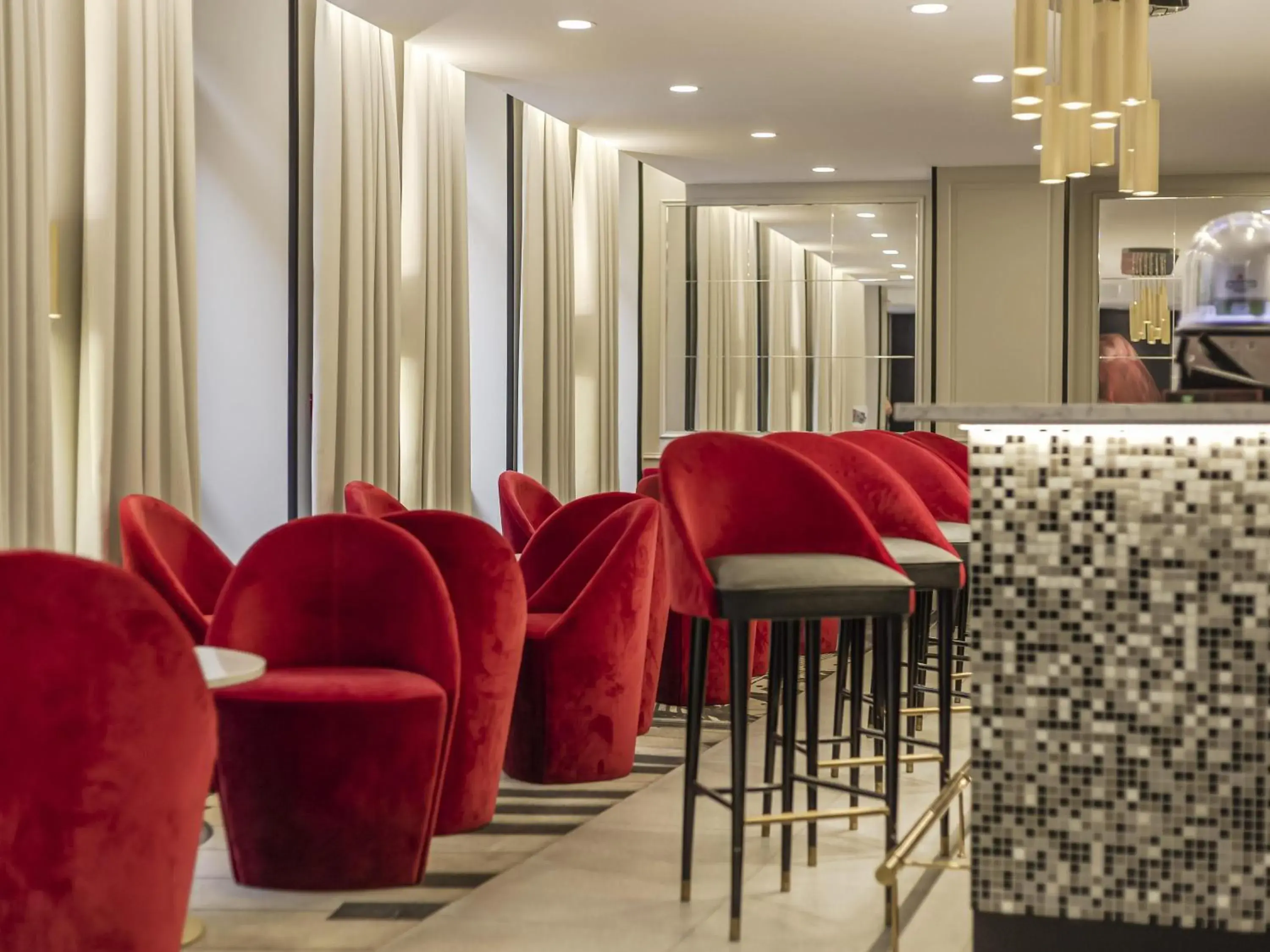 Lounge or bar in Ibis Styles Toulouse Capitole Lounge or bar in Ibis Styles Toulouse Capitole