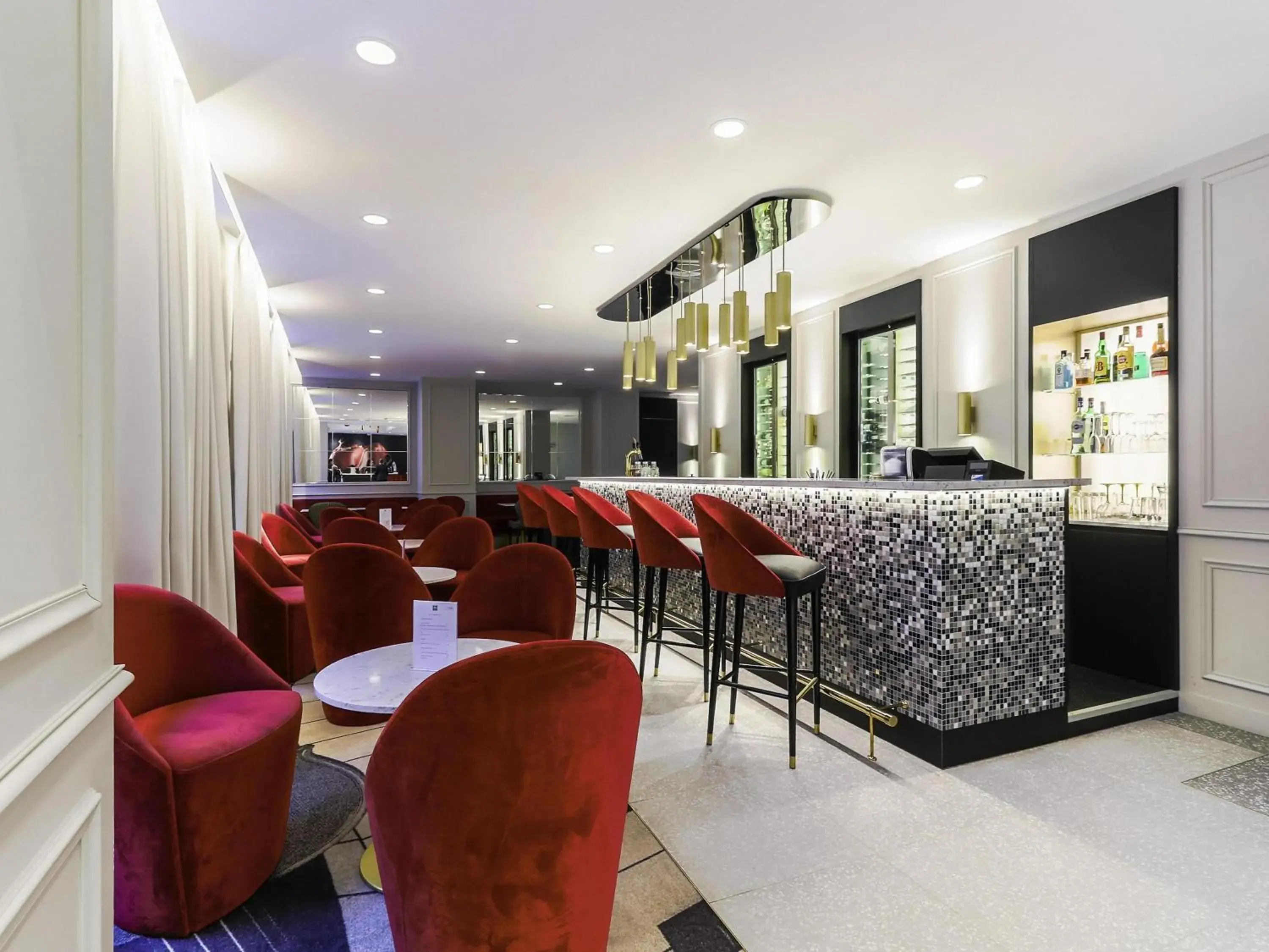 Lounge or bar in Ibis Styles Toulouse Capitole Lounge or bar in Ibis Styles Toulouse Capitole
