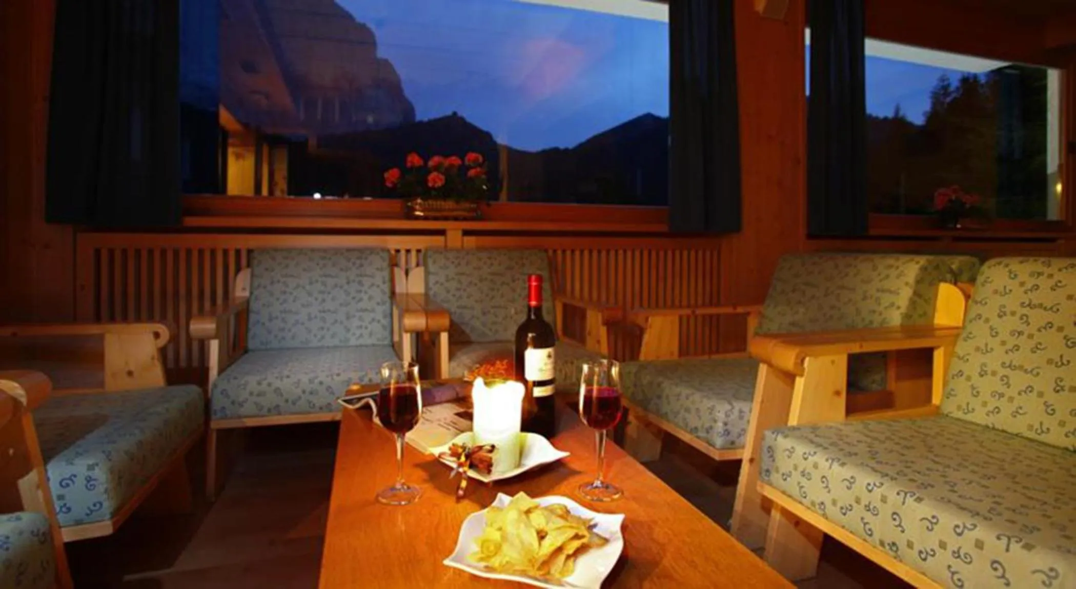 Seating area in Hotel Meisules