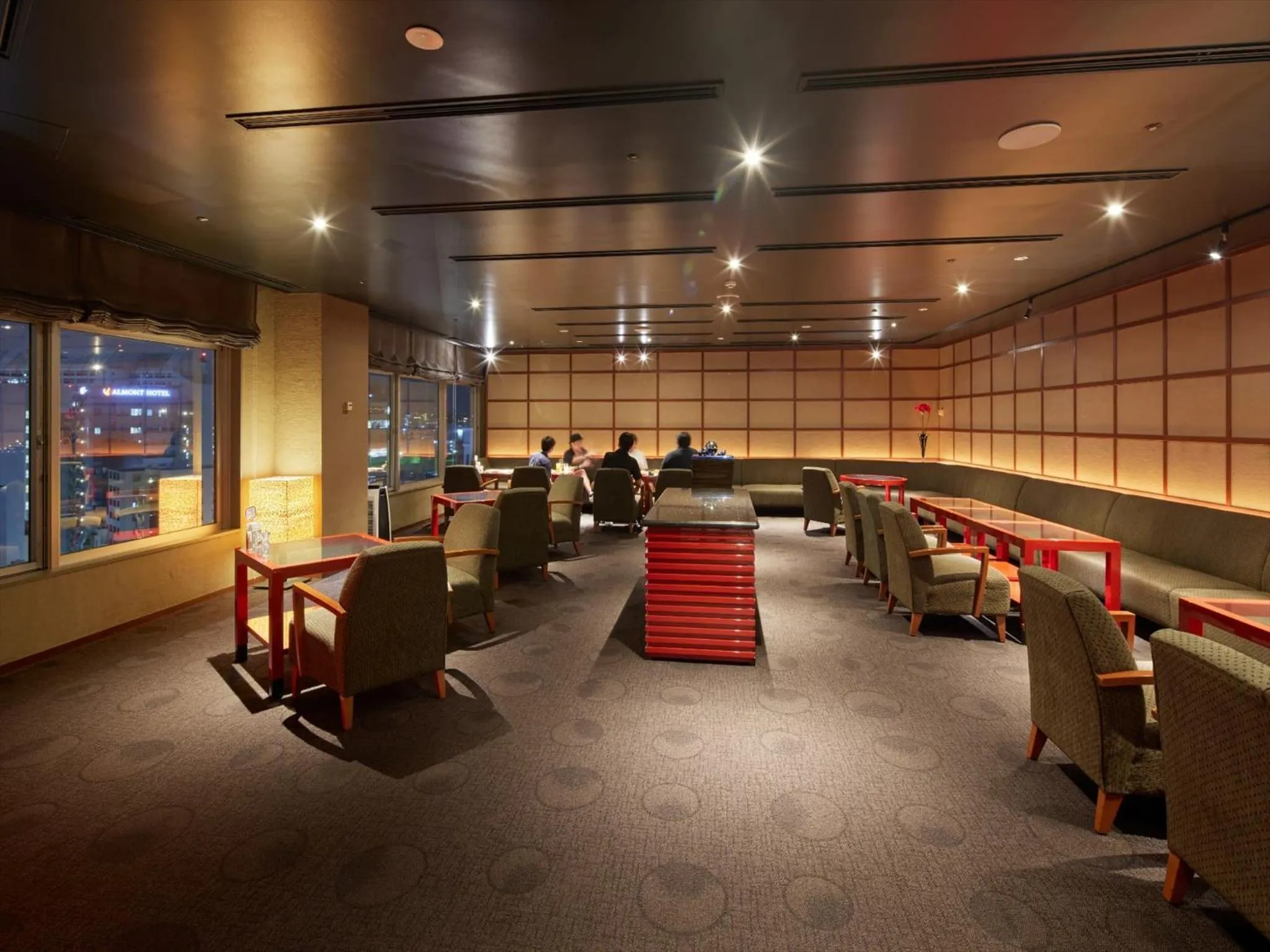 Lounge or bar in Okinawa NaHaNa Hotel & Spa