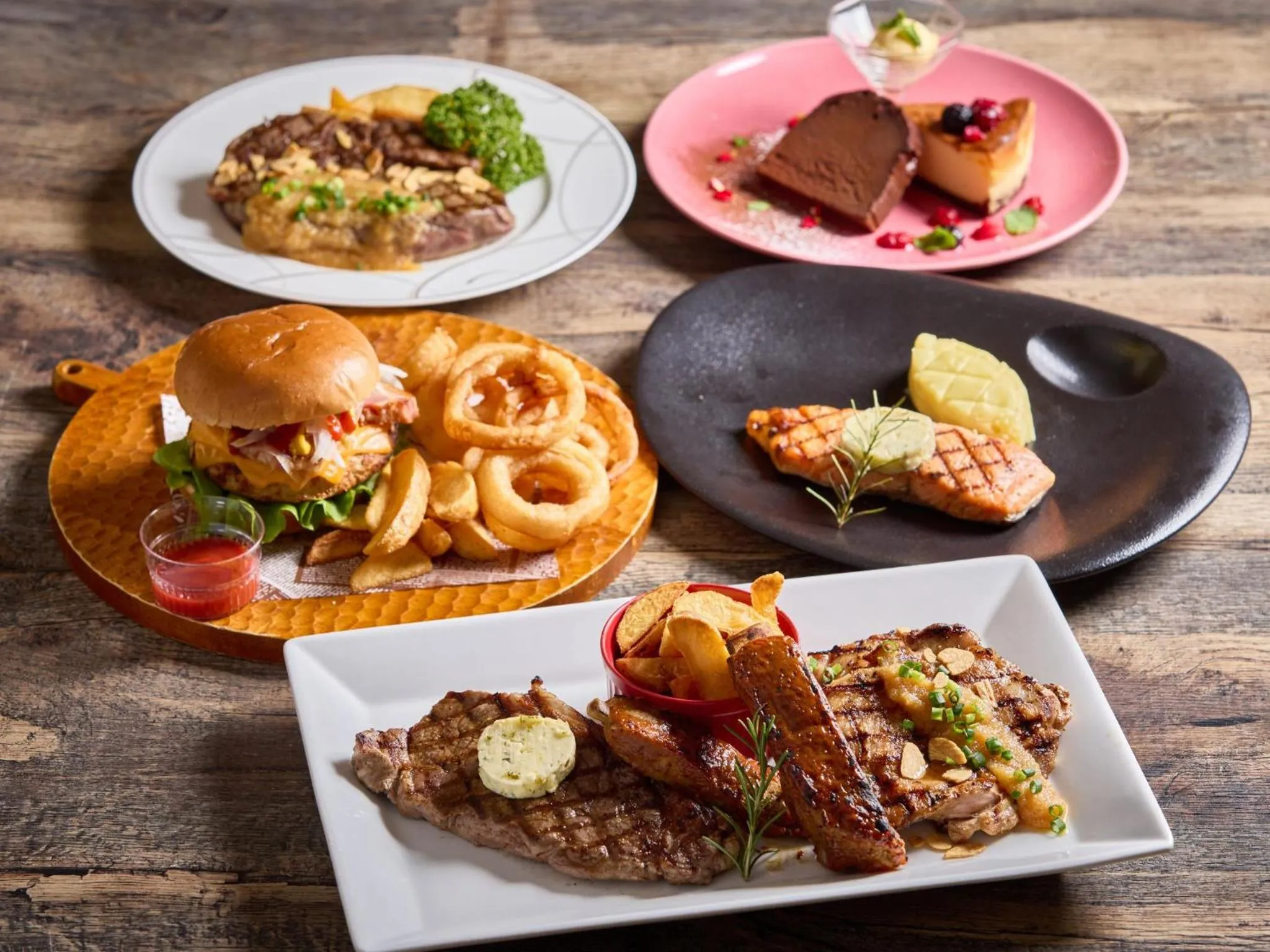 Lounge or bar in Okinawa NaHaNa Hotel & Spa