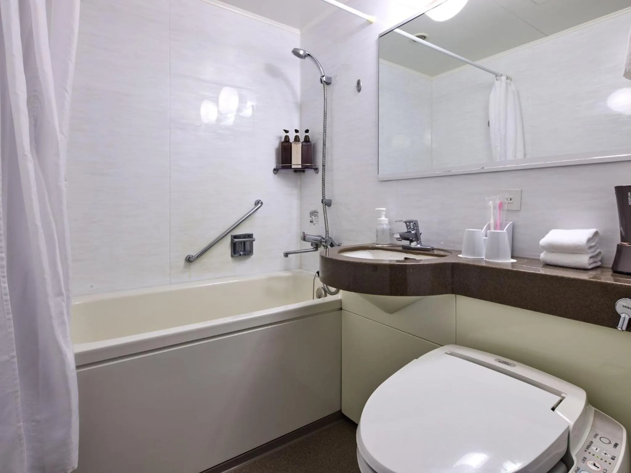 Toilet in Okinawa NaHaNa Hotel & Spa