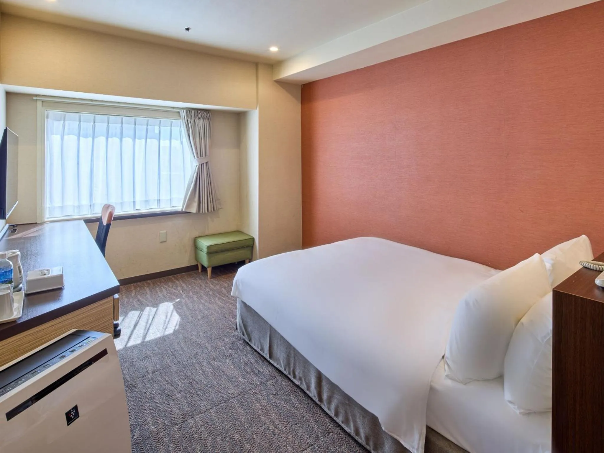 Bed in Okinawa NaHaNa Hotel & Spa