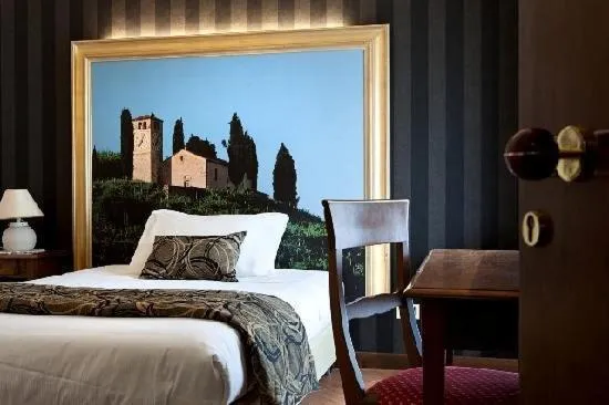 Bedroom, Bed in Hotel Villaguarda Prosecco Area