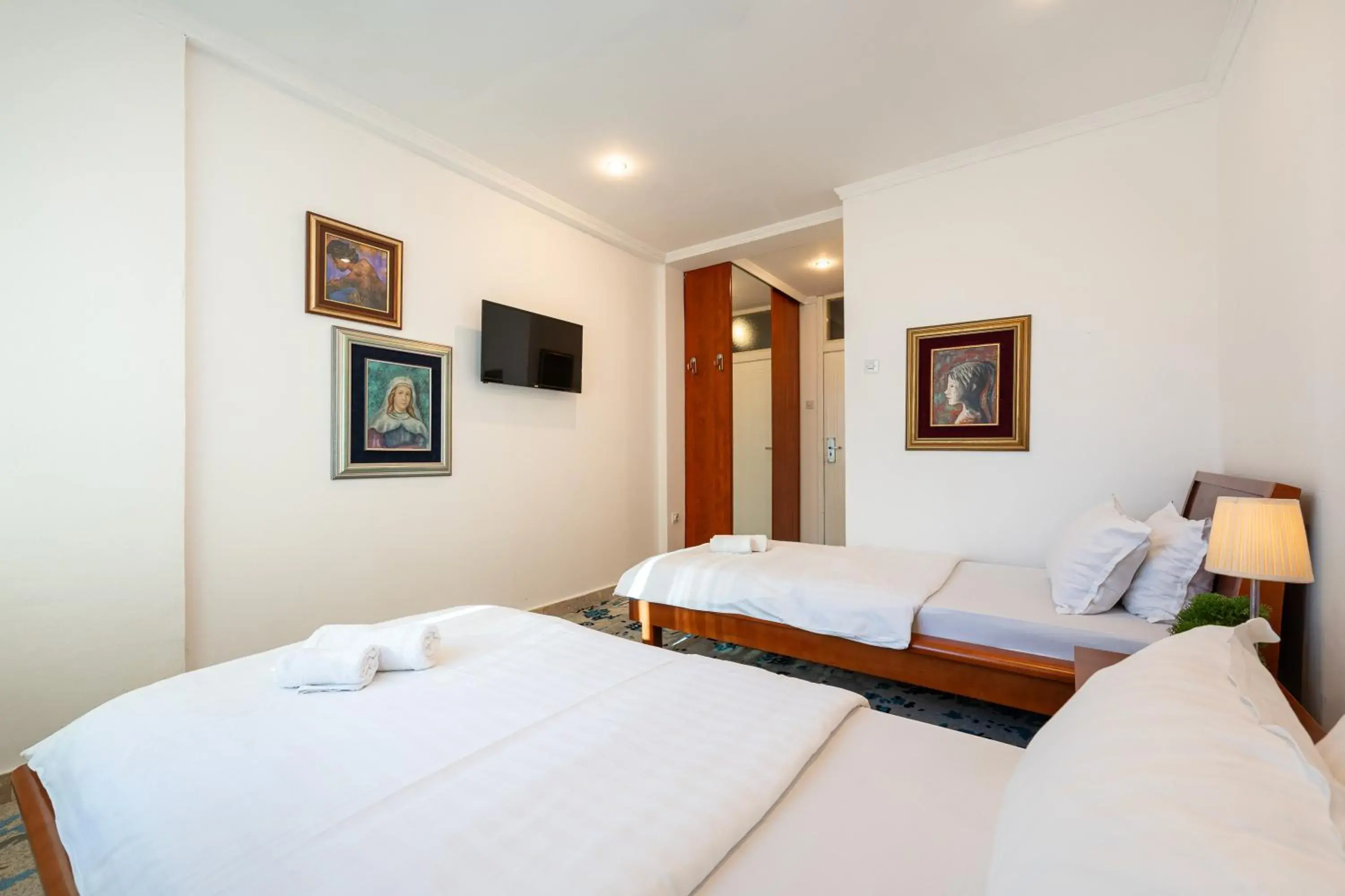 Bed in Hotel Bojatours Bed in Hotel Bojatours