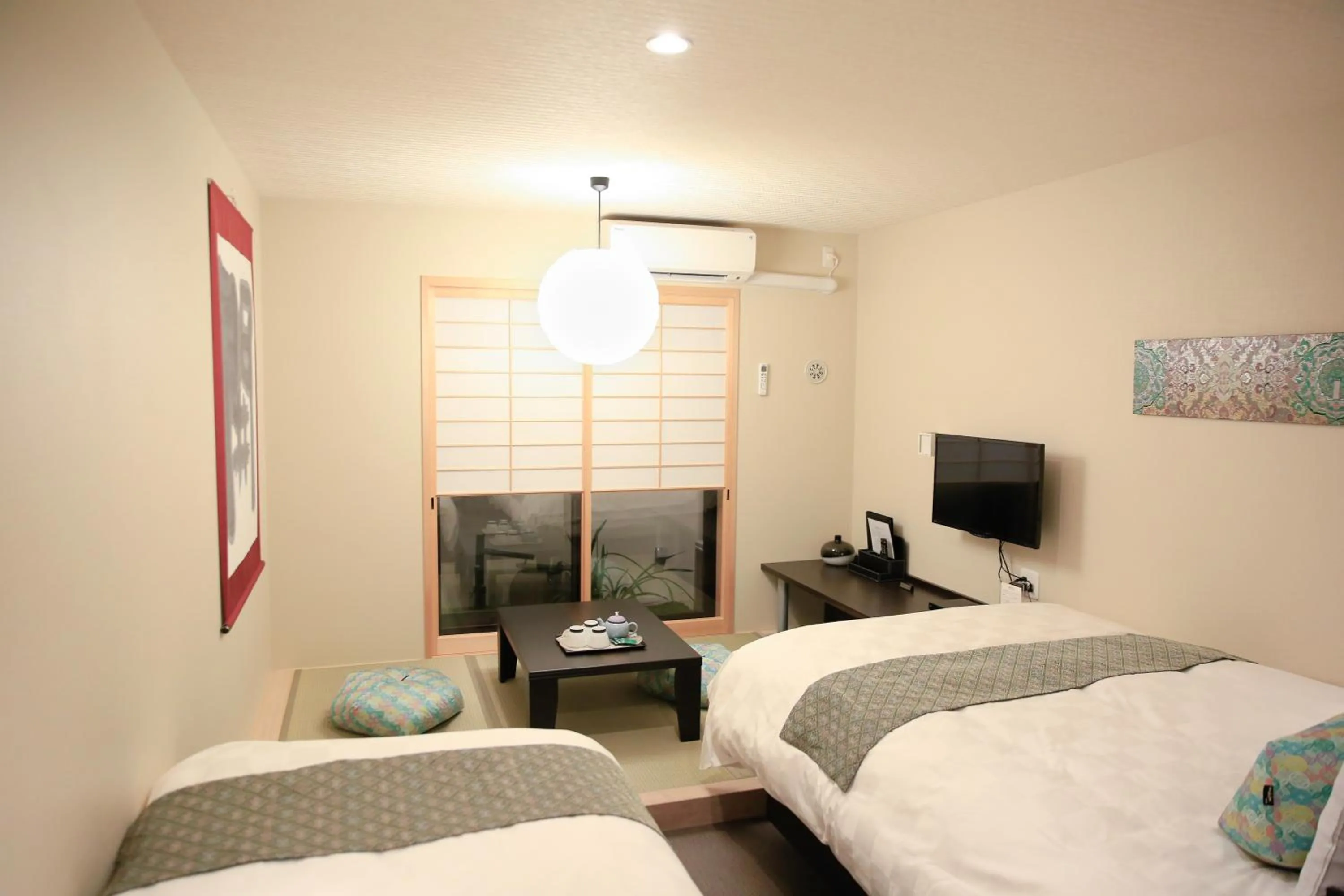 Photo of the whole room, Bed in Gion HANNA STAY