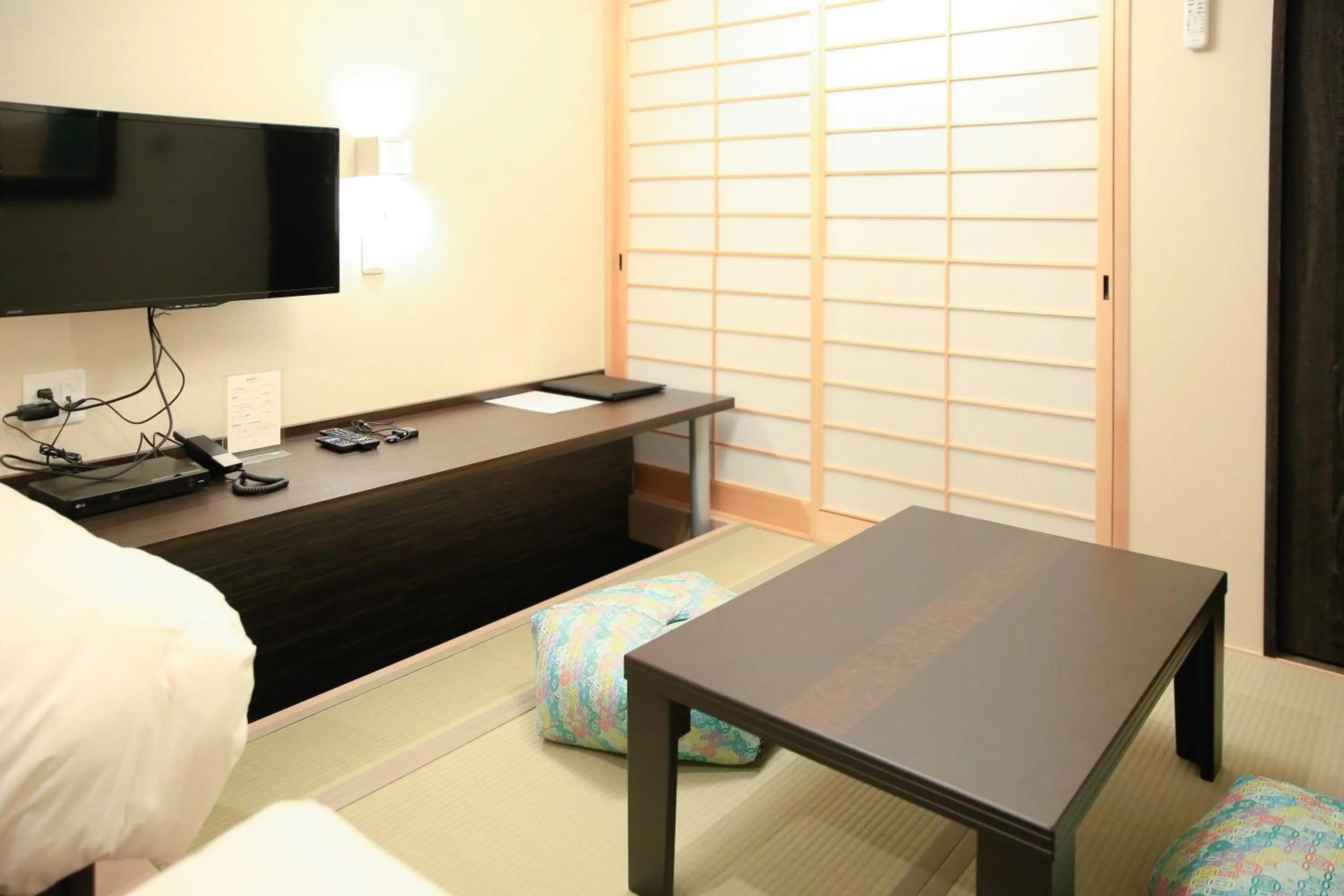 Photo of the whole room, Bed in Gion HANNA STAY