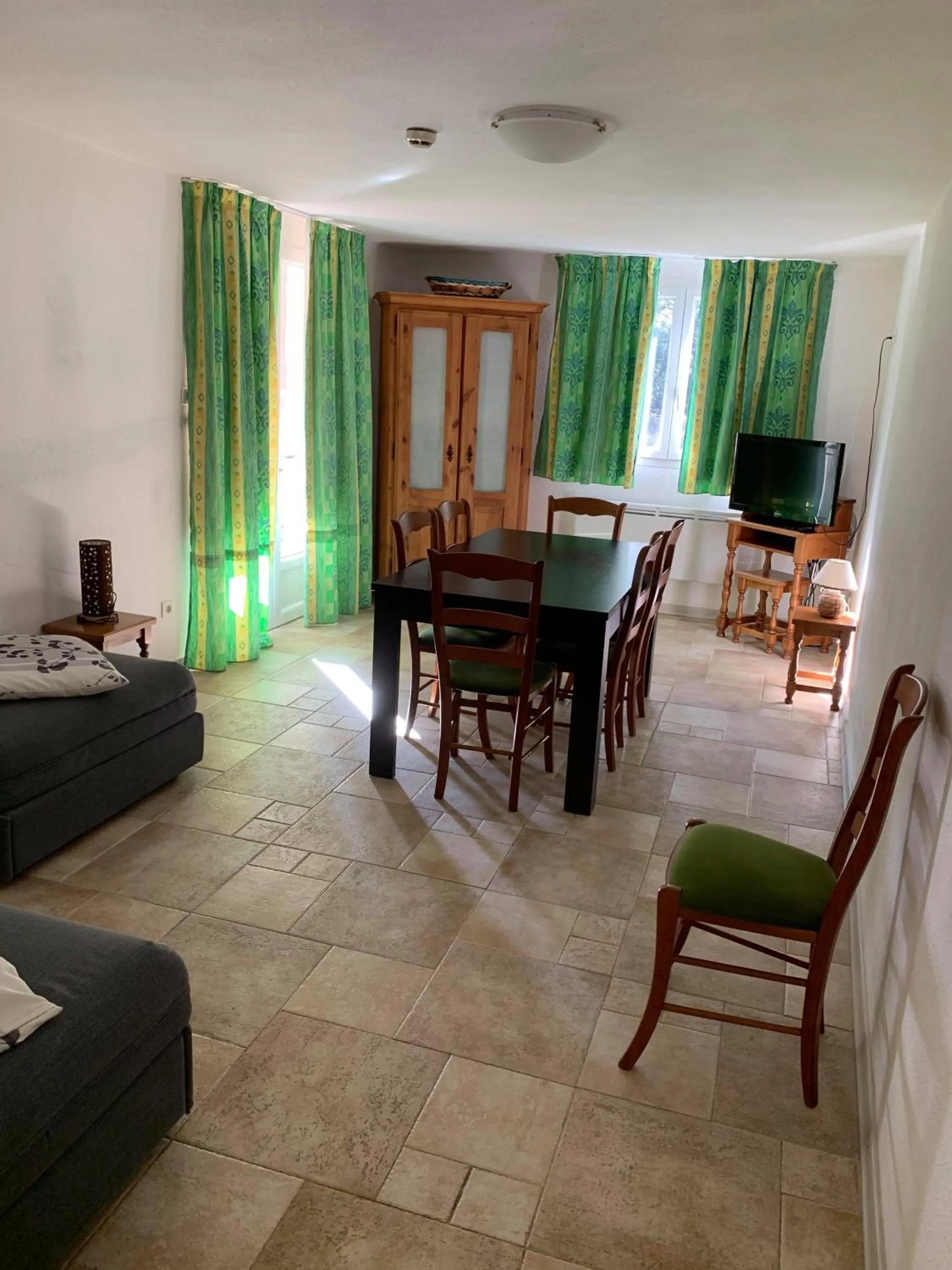 Bed in Apart'Hôtel Les 4 Sources