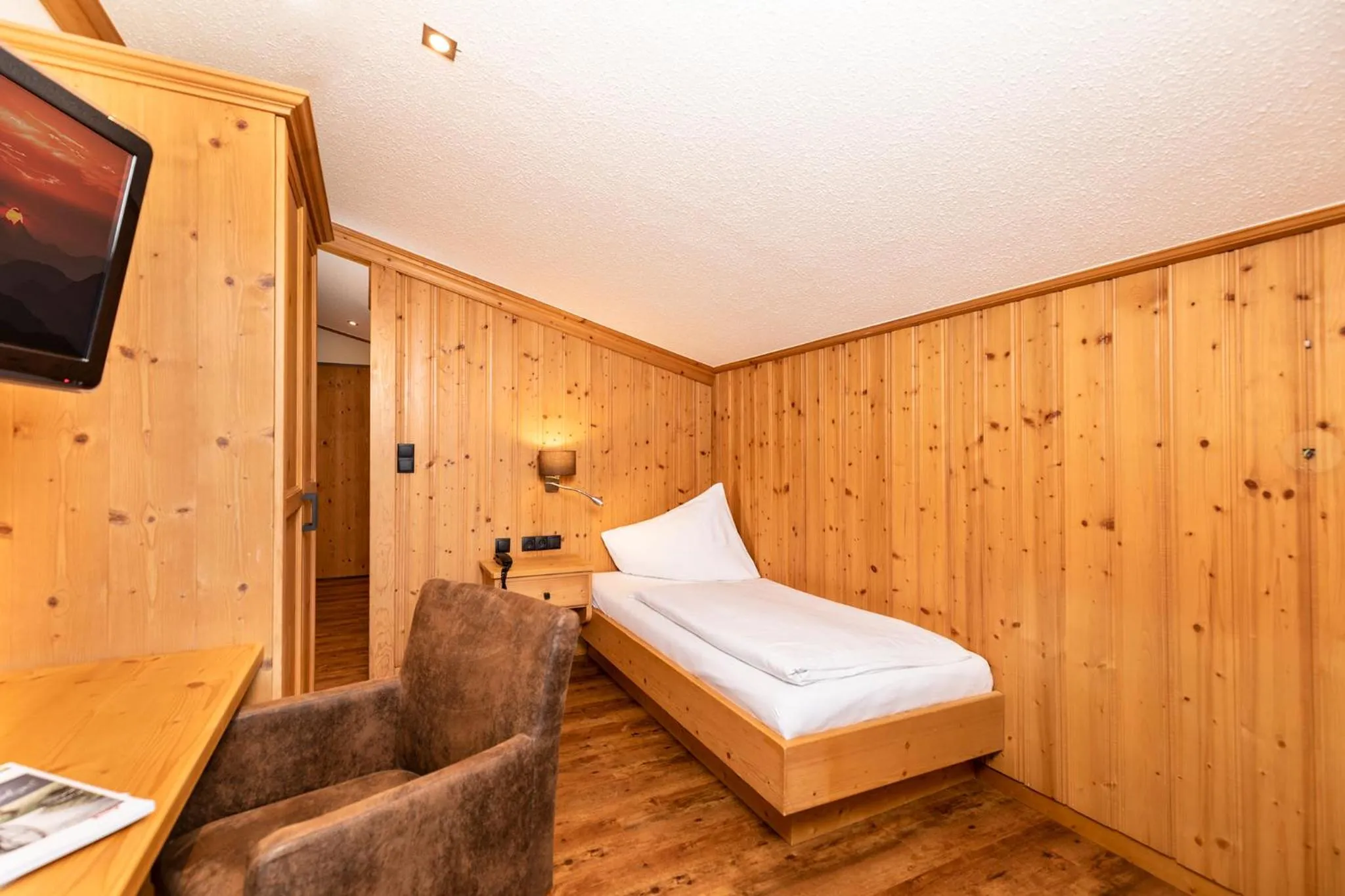 Photo of the whole room, Bed in Hotel Landgasthof Gappen