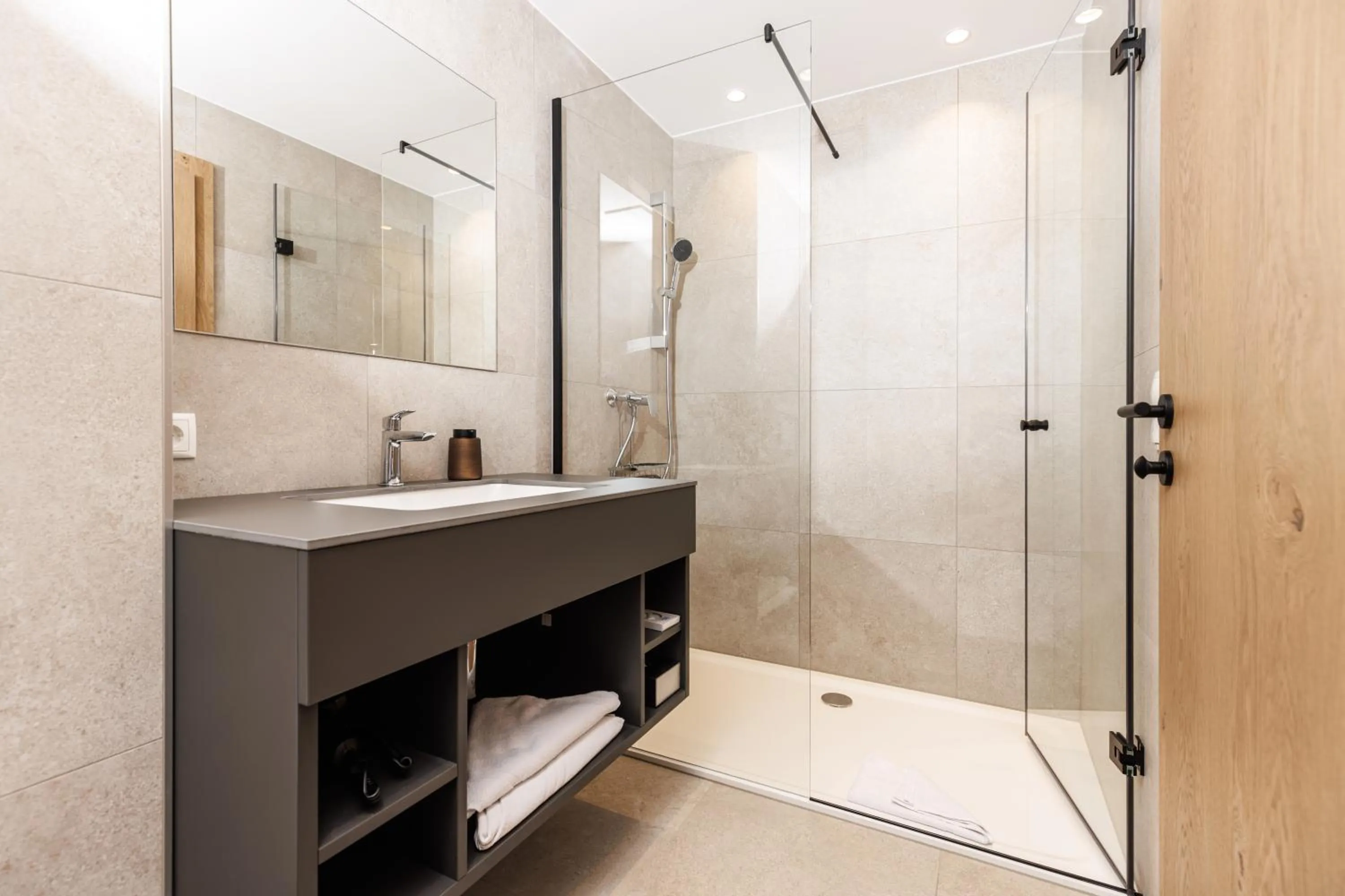 Shower in Hotel Landgasthof Gappen