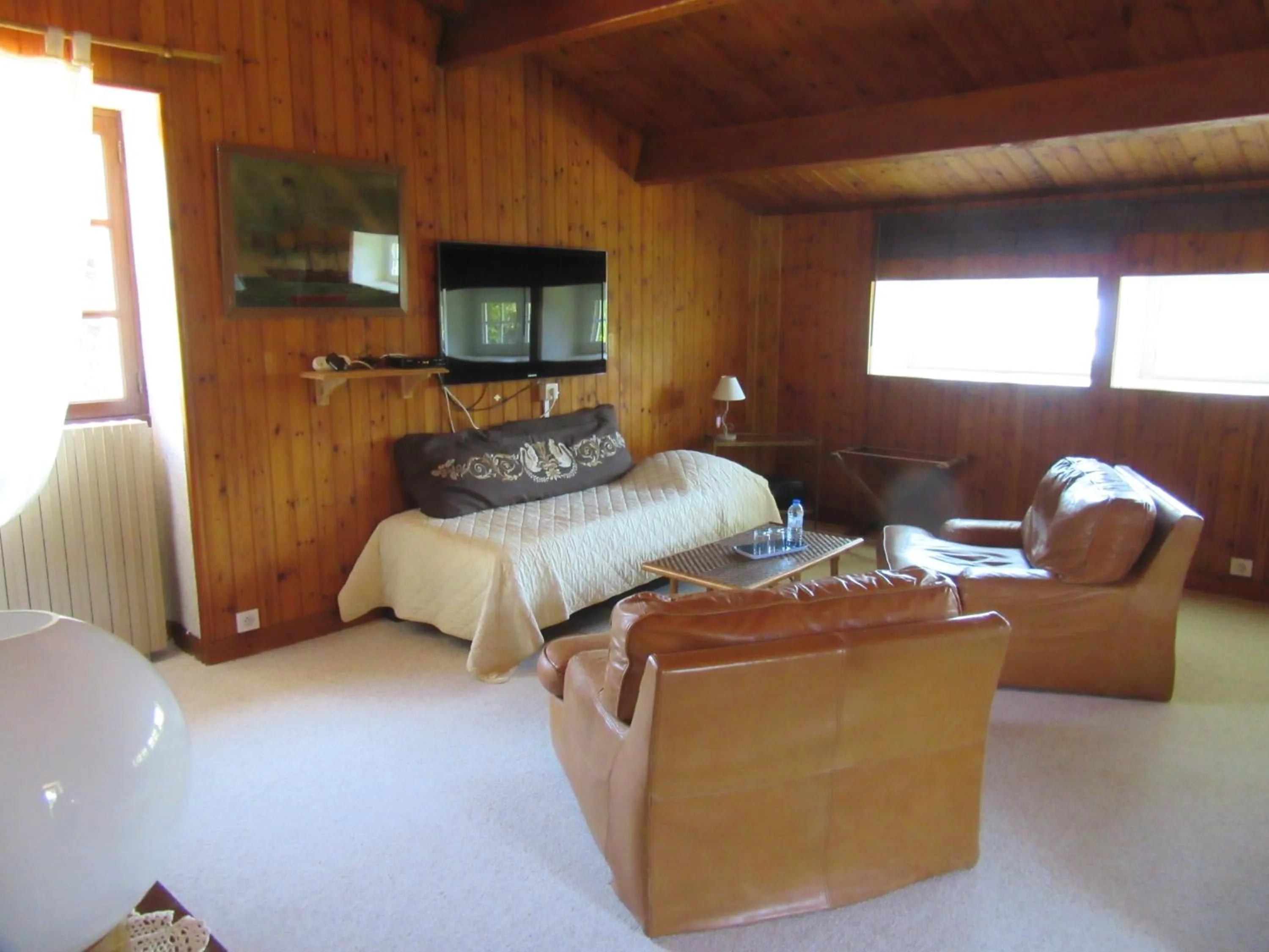 Photo of the whole room in Les galets de Cayola