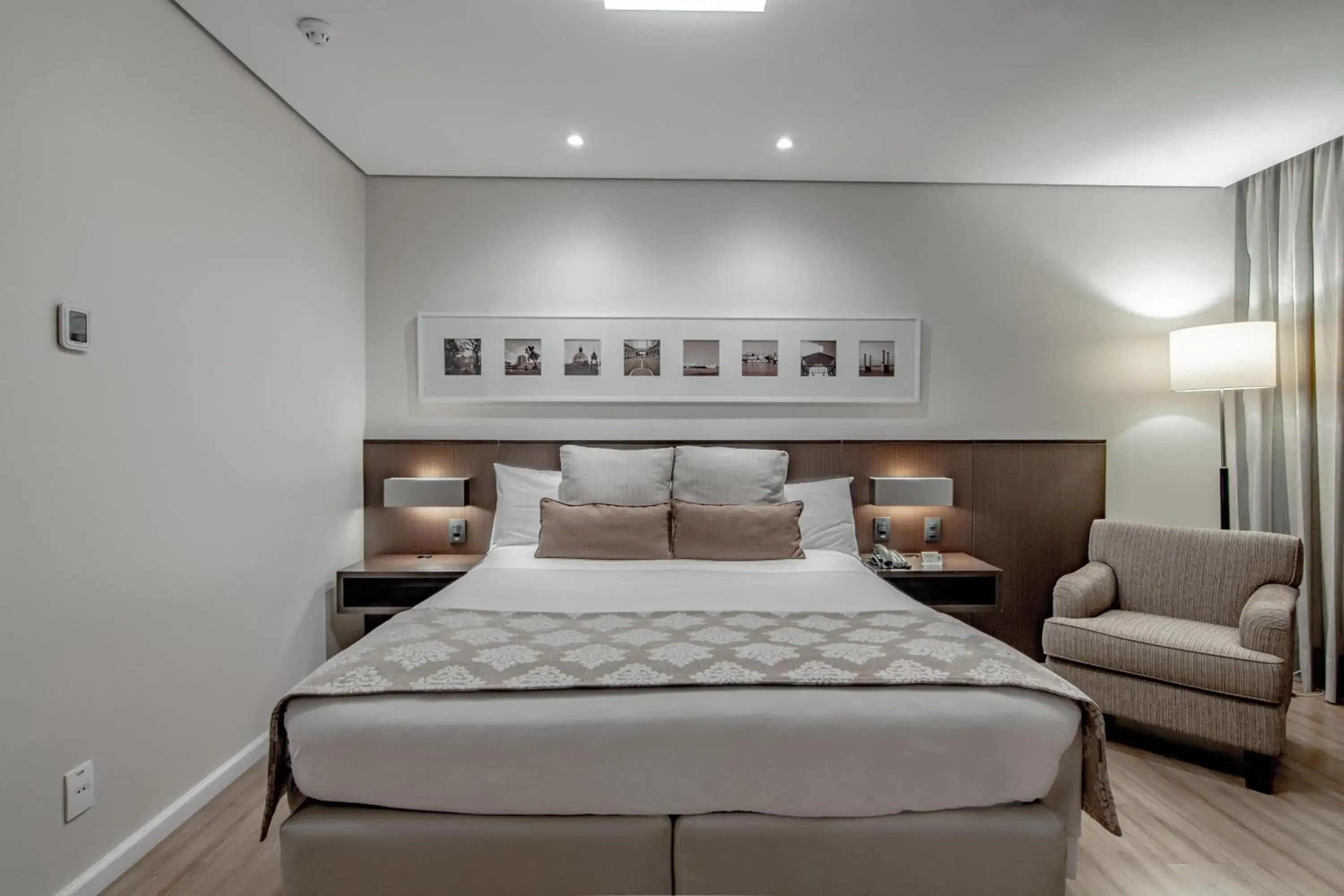 Bed in Hotel Deville Prime Porto Alegre Bed in Hotel Deville Prime Porto Alegre