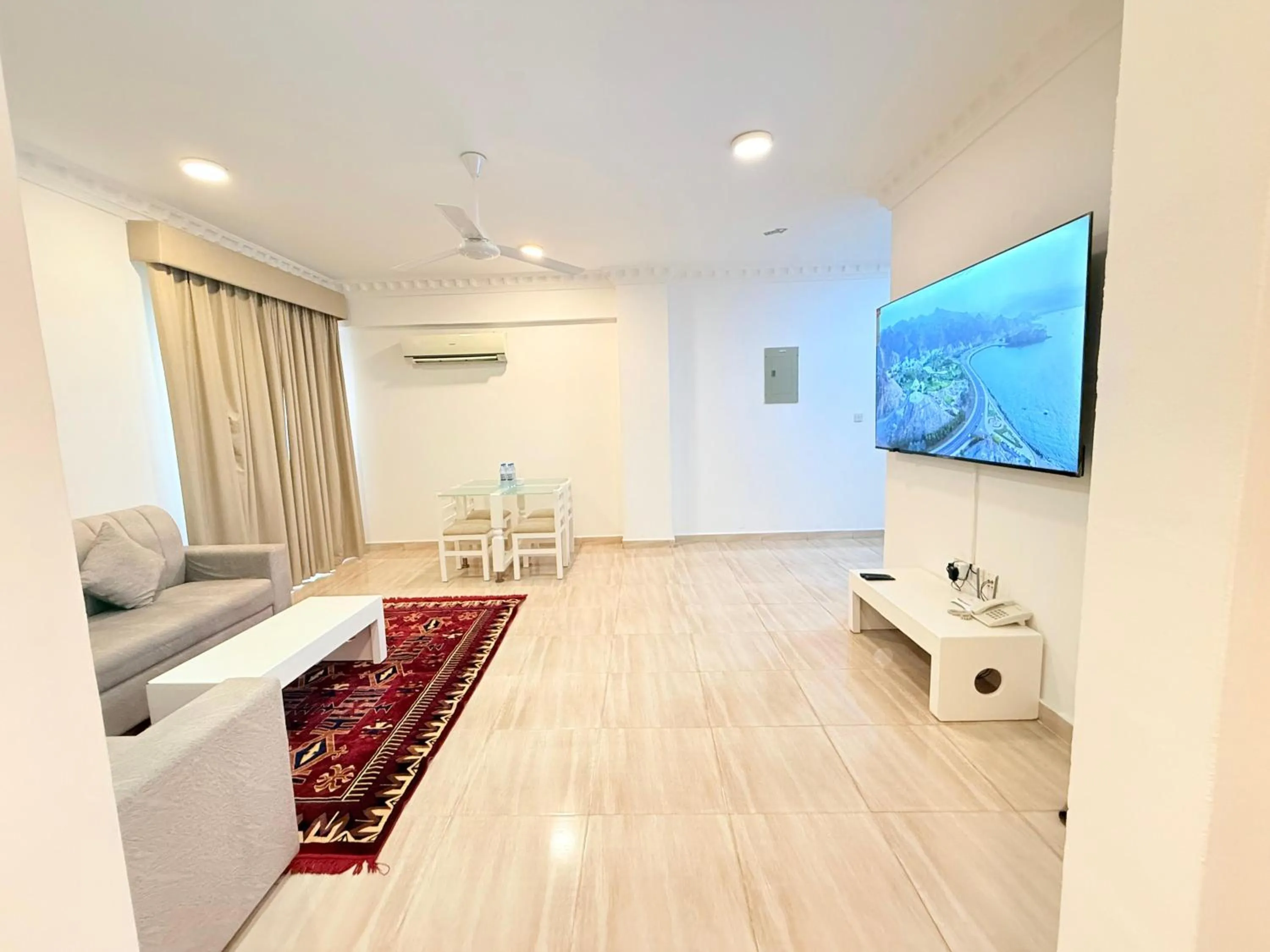 Living room in Gateway Salalah hotel apartments