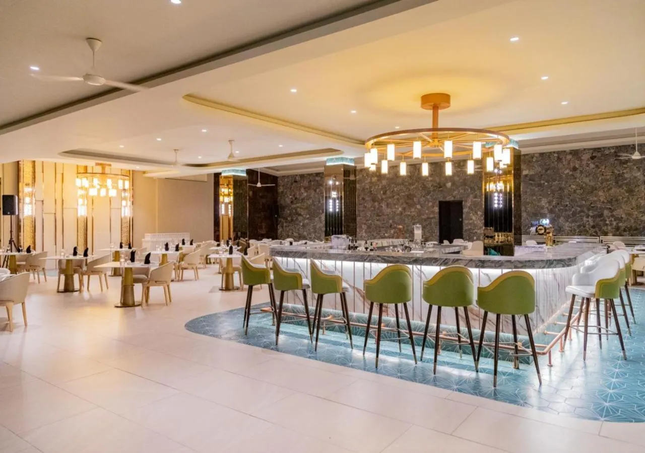 Restaurant/places to eat in Pelangi Beach Resort & Spa, Langkawi