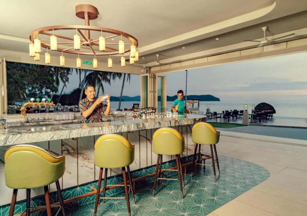 Restaurant/places to eat in Pelangi Beach Resort & Spa, Langkawi