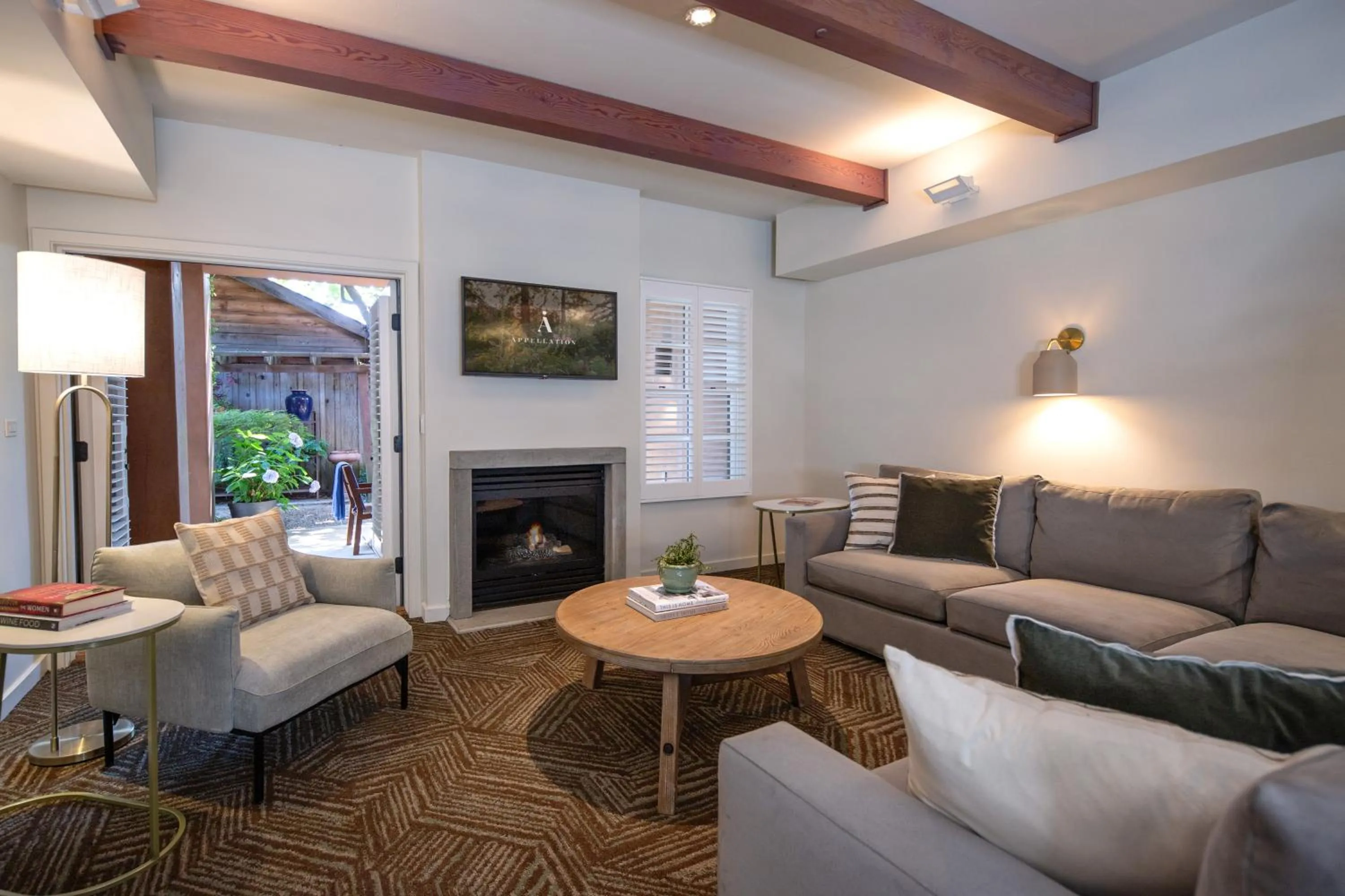 Bedroom in Appellation Lodi - Wine & Roses Resort and Spa