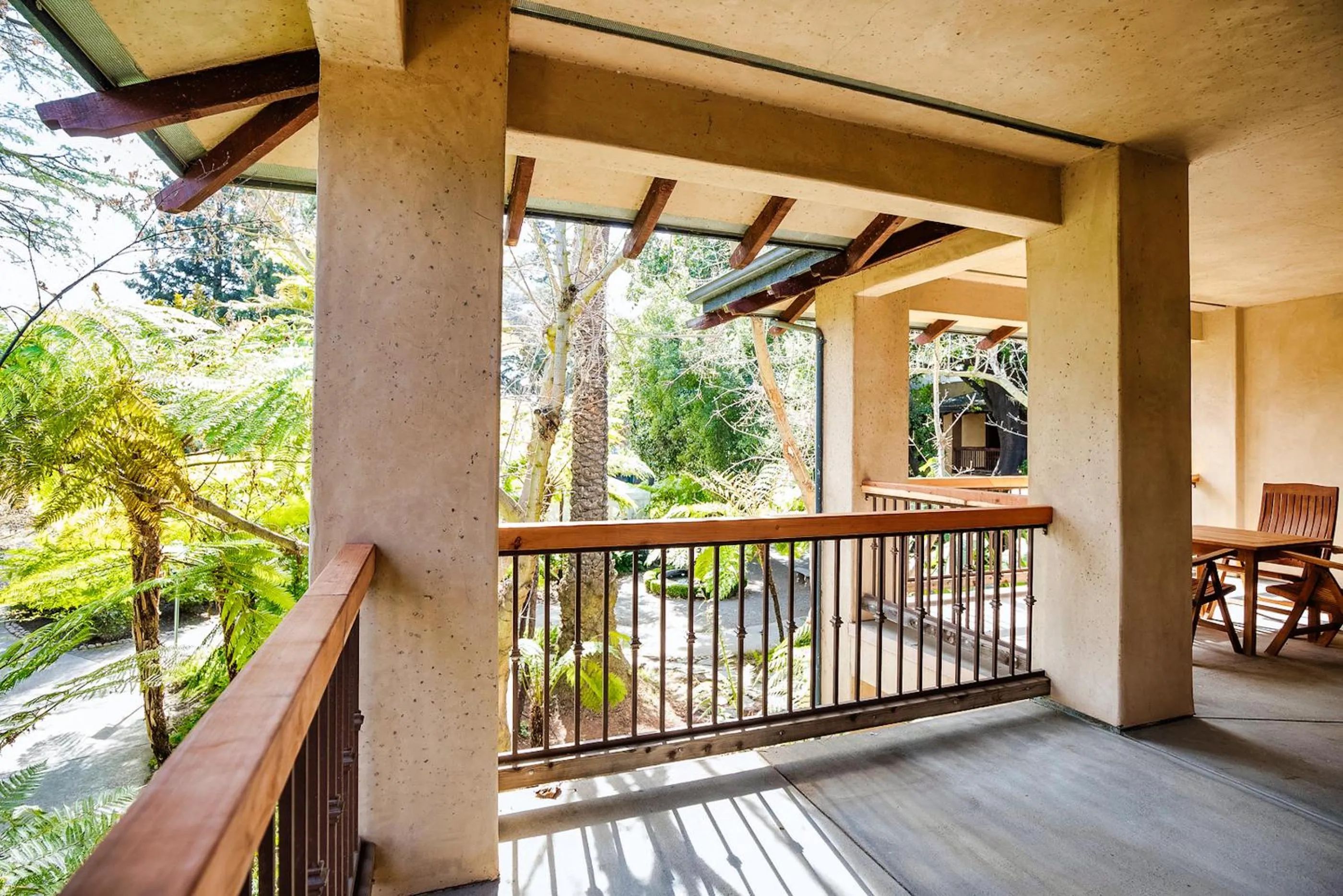 Balcony/Terrace in Appellation Lodi - Wine & Roses Resort and Spa