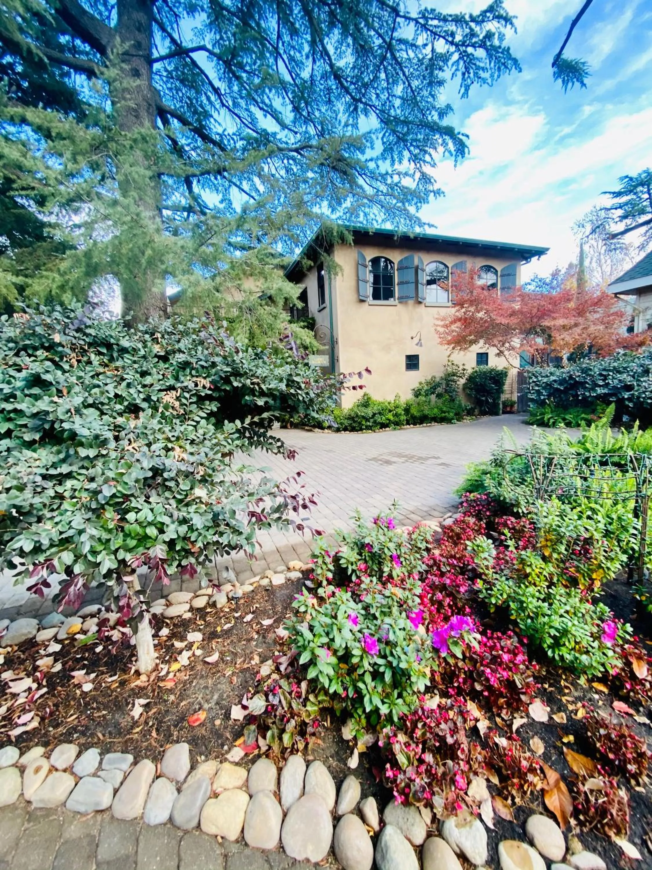 Property building in Appellation Lodi - Wine & Roses Resort and Spa