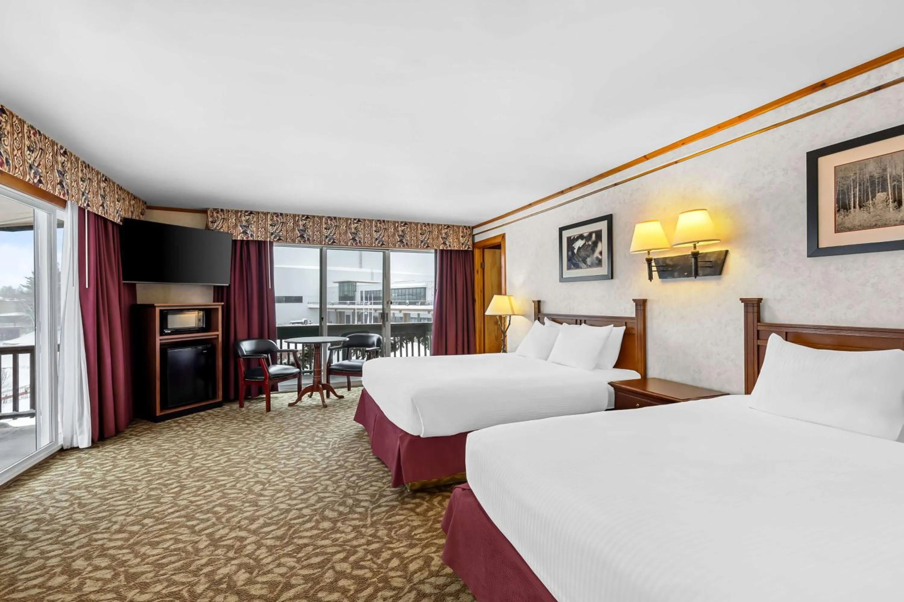 Photo of the whole room, Bed in Best Western Adirondack Inn