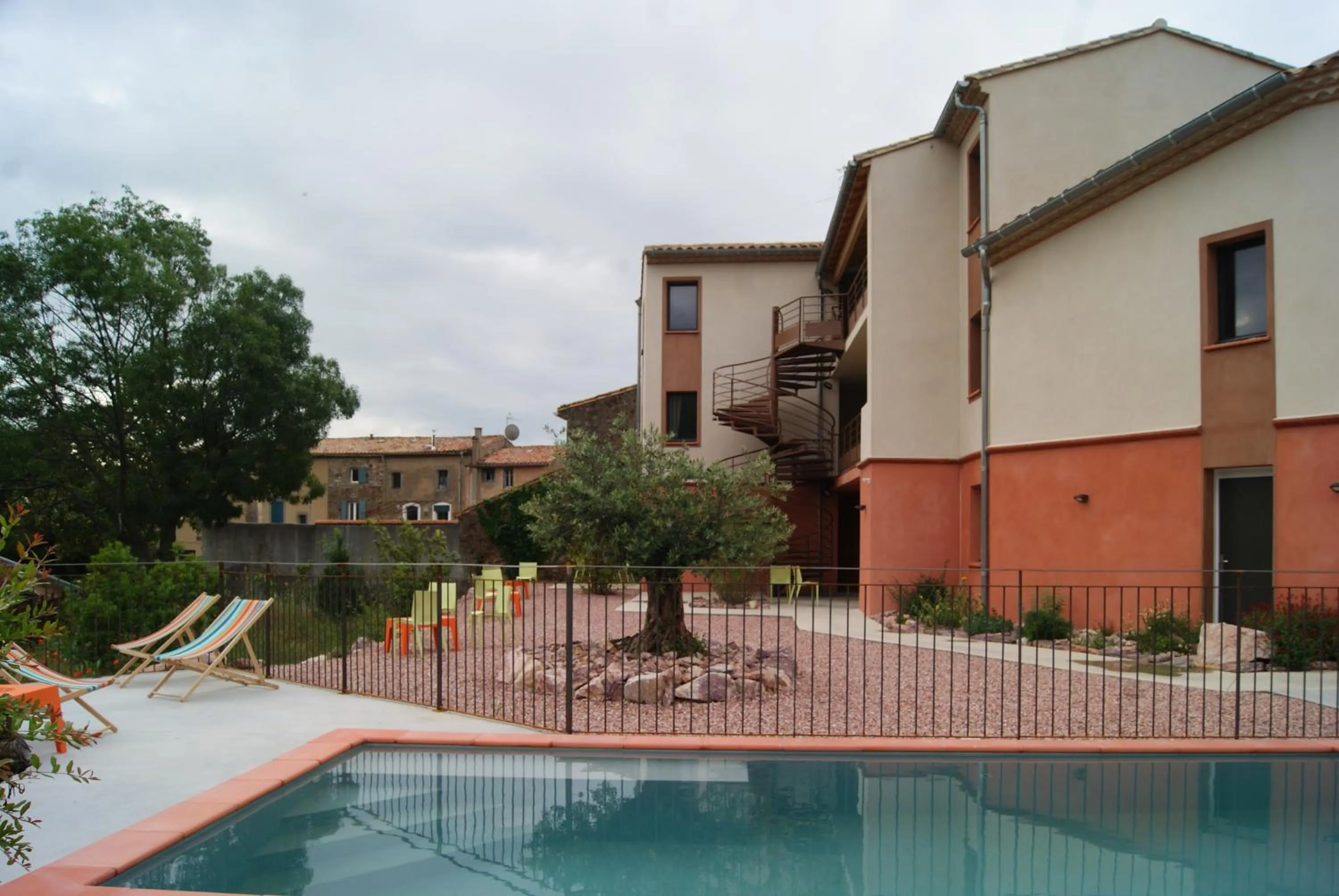 Contact Hôtel Le Minervois - Hôtel & Restaurant Au nord de Carcassonne