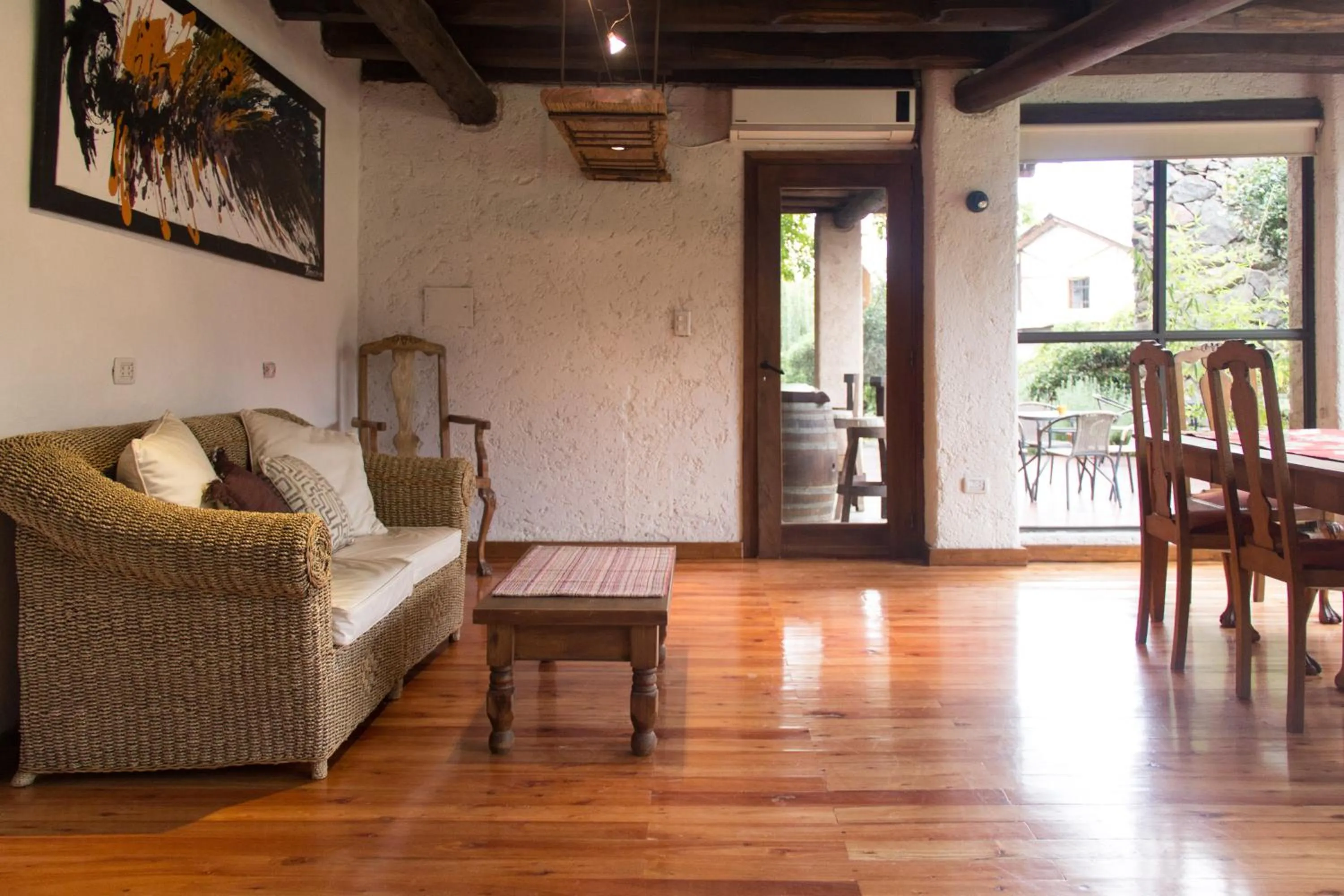 TV and multimedia in Lares De Chacras