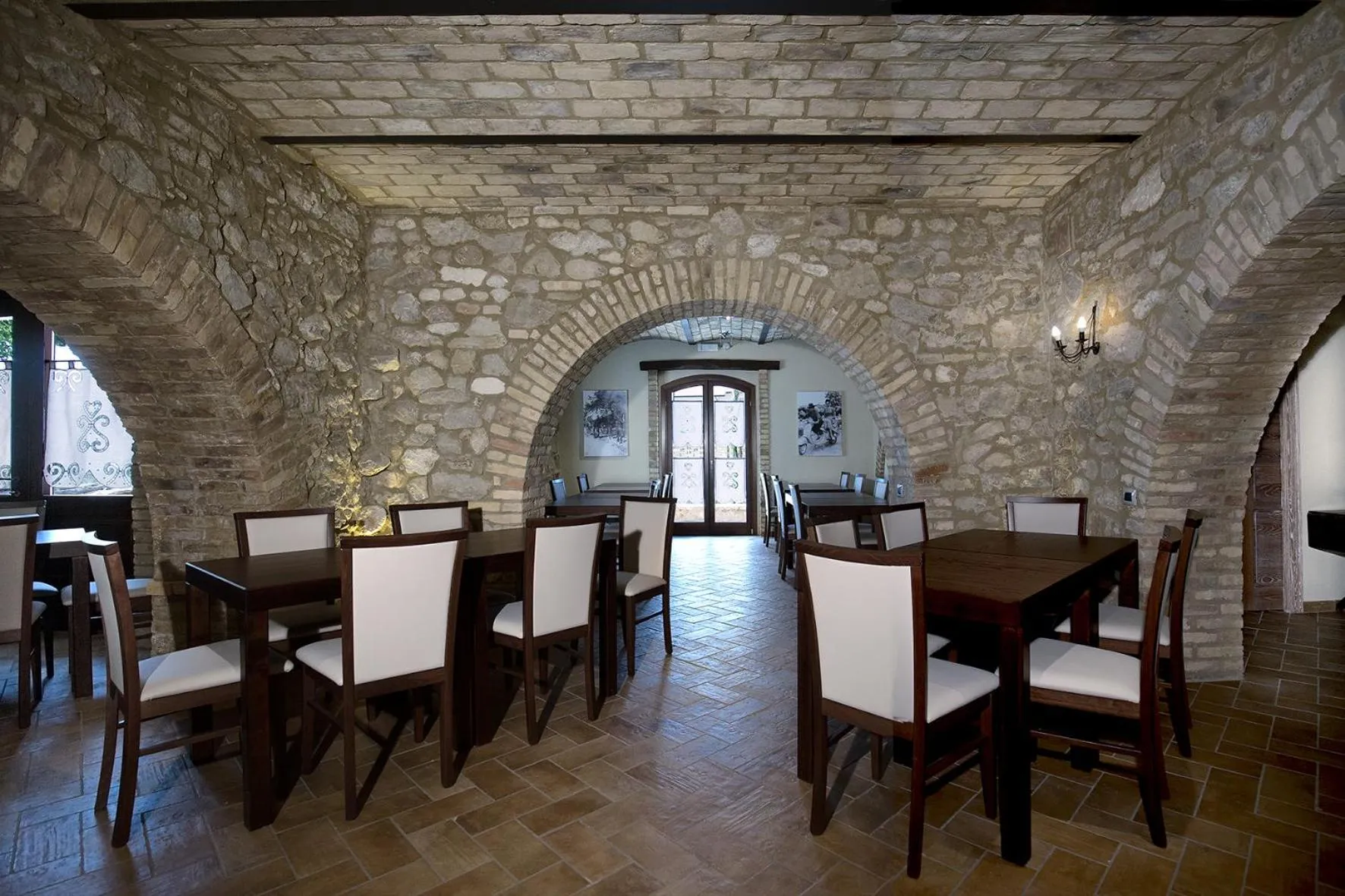 Restaurant/places to eat in Casale905