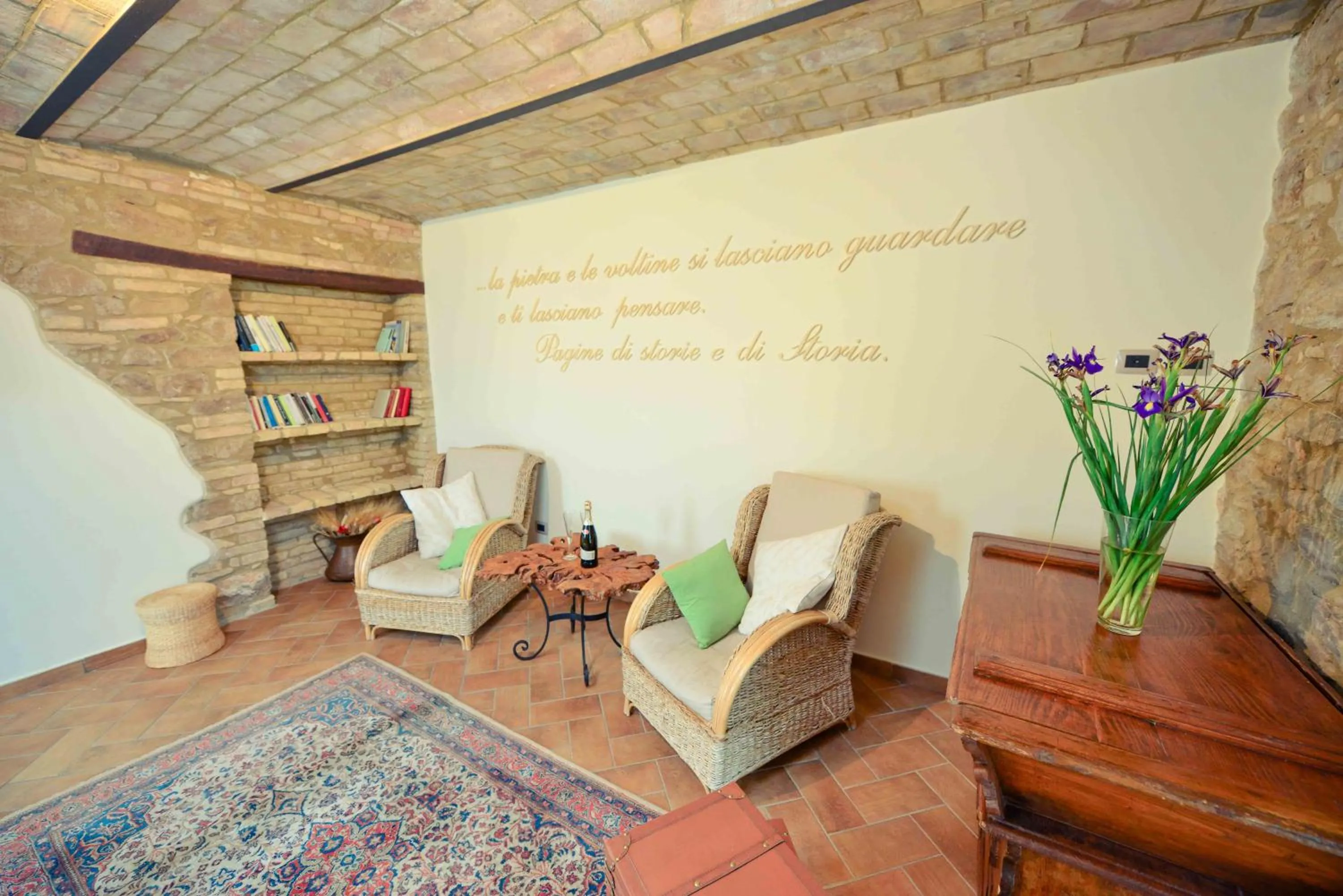 Communal lounge/ TV room in Casale905