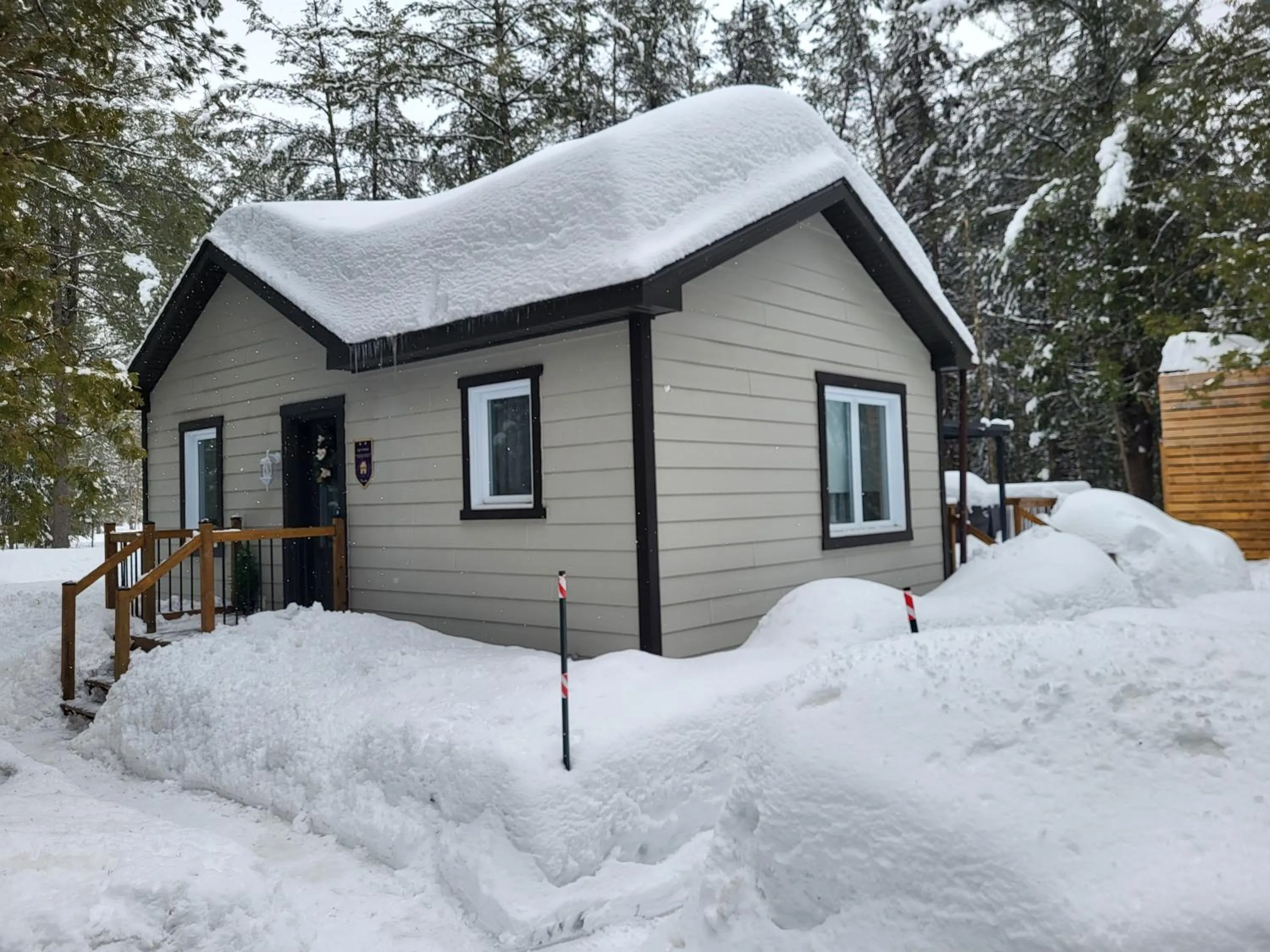 Property building in Chalet Versailles