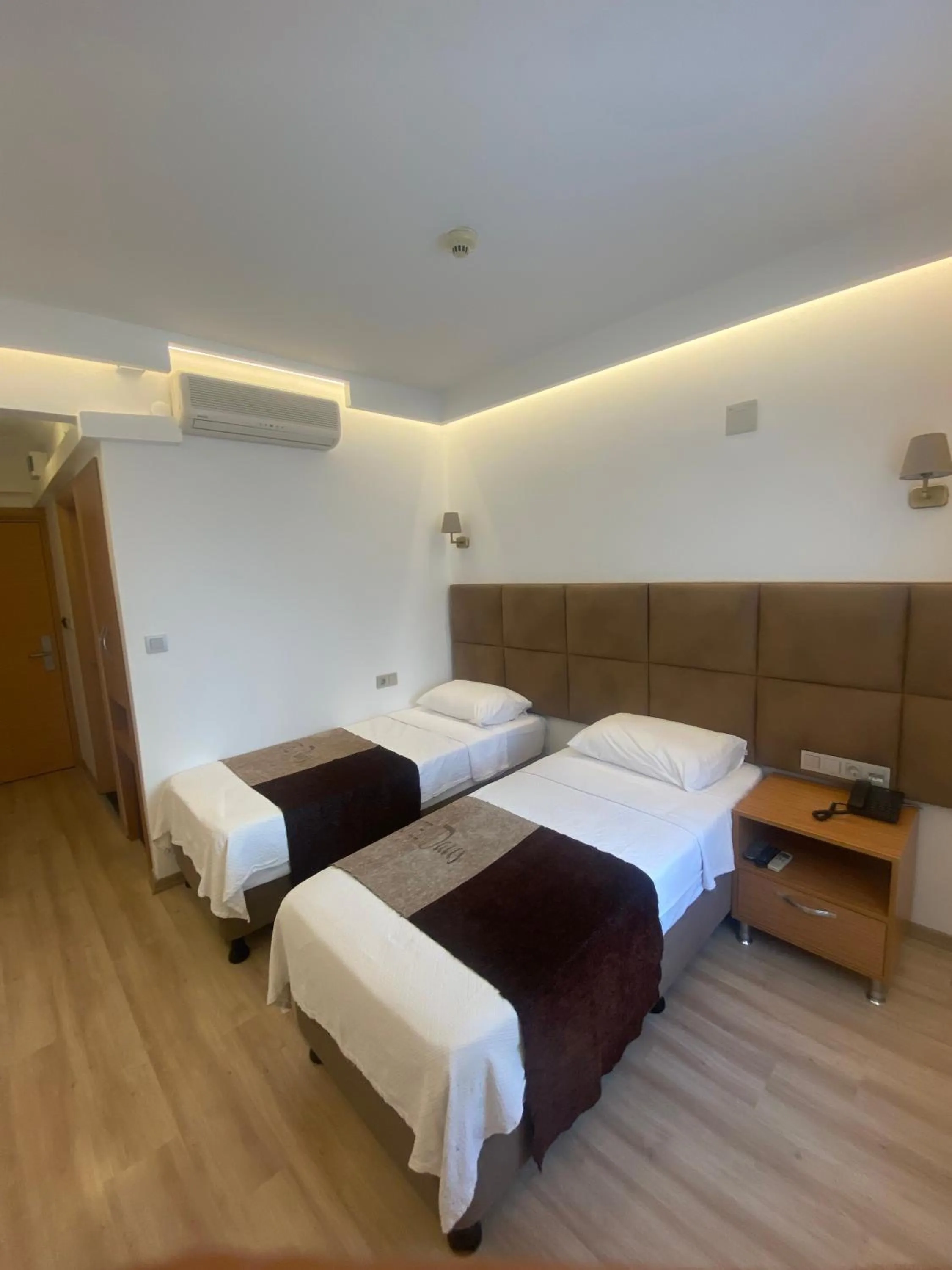 Massage, Bed in Hotel Davos Istanbul