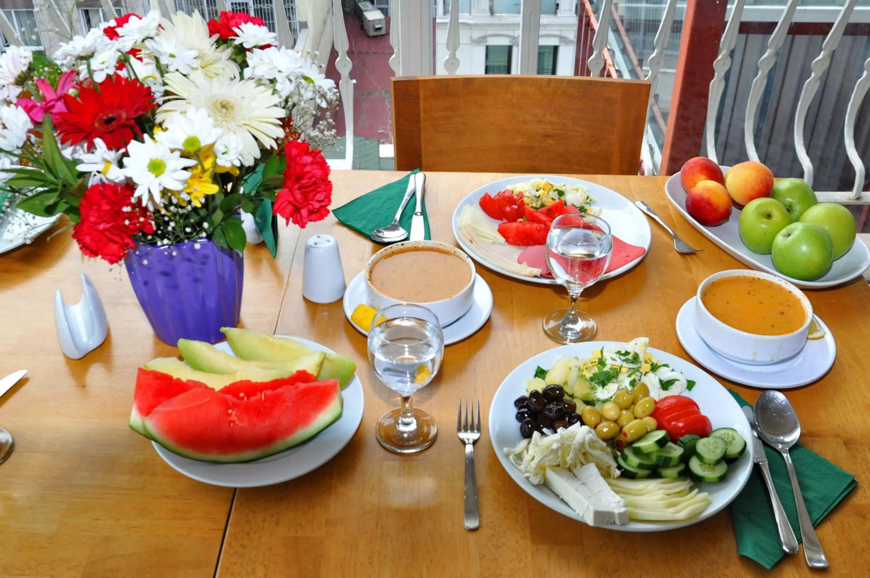 Breakfast in Hotel Davos Istanbul