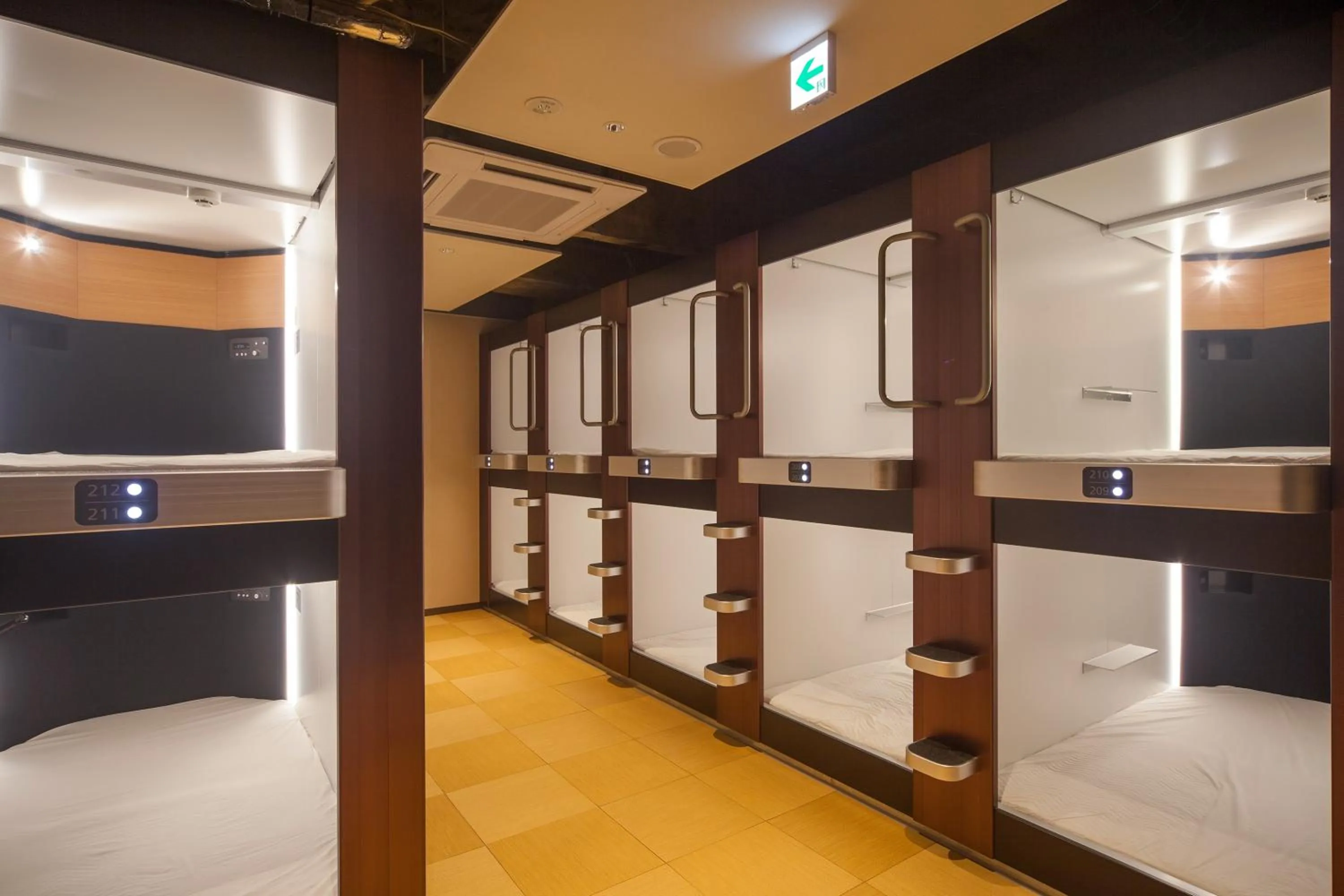 Photo of the whole room in Kanazawa Capsule Hotel Musashimachi