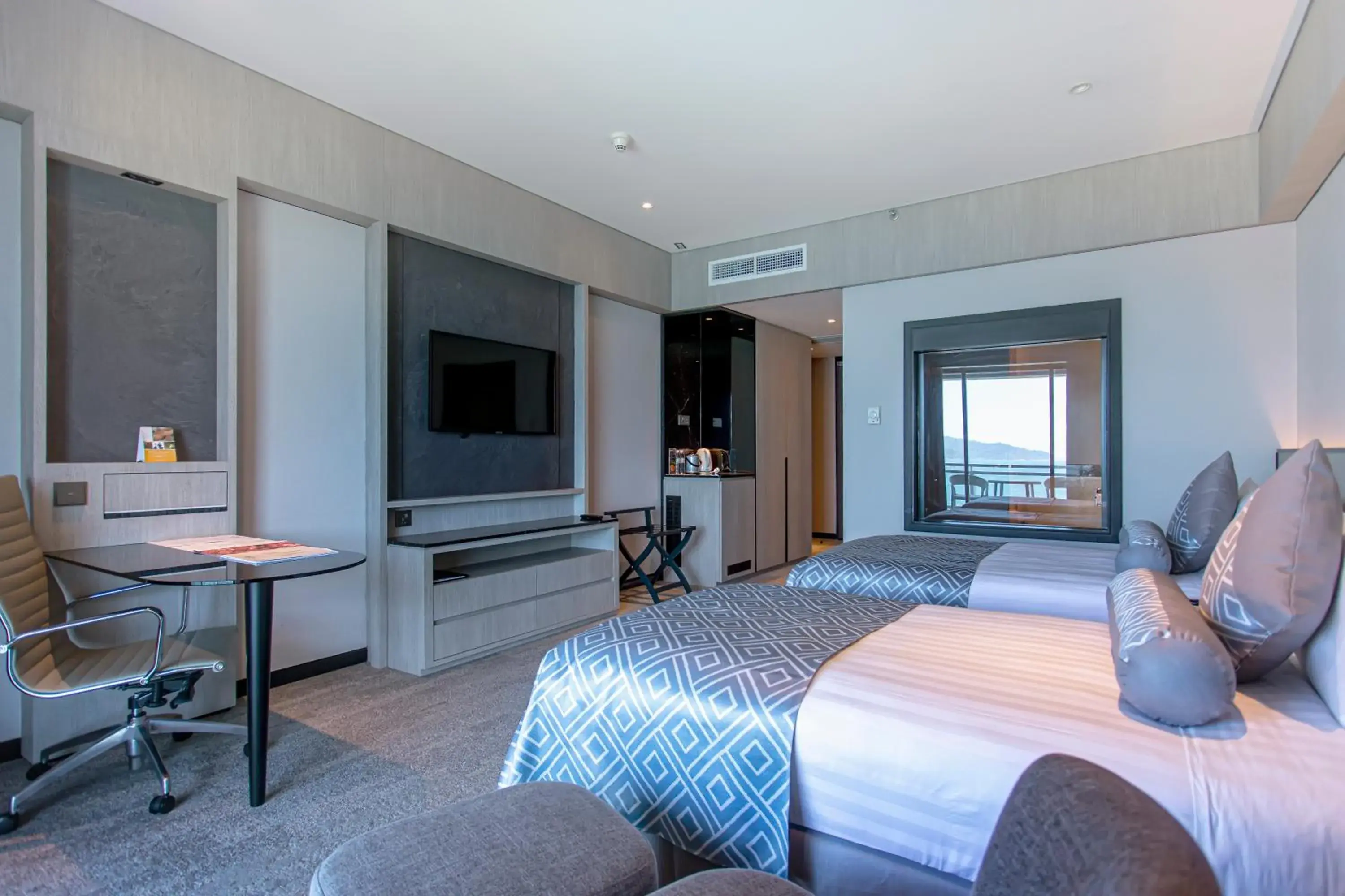 Bedroom, Bed in The Pacific Sutera Hotel Bedroom, Bed in The Pacific Sutera Hotel