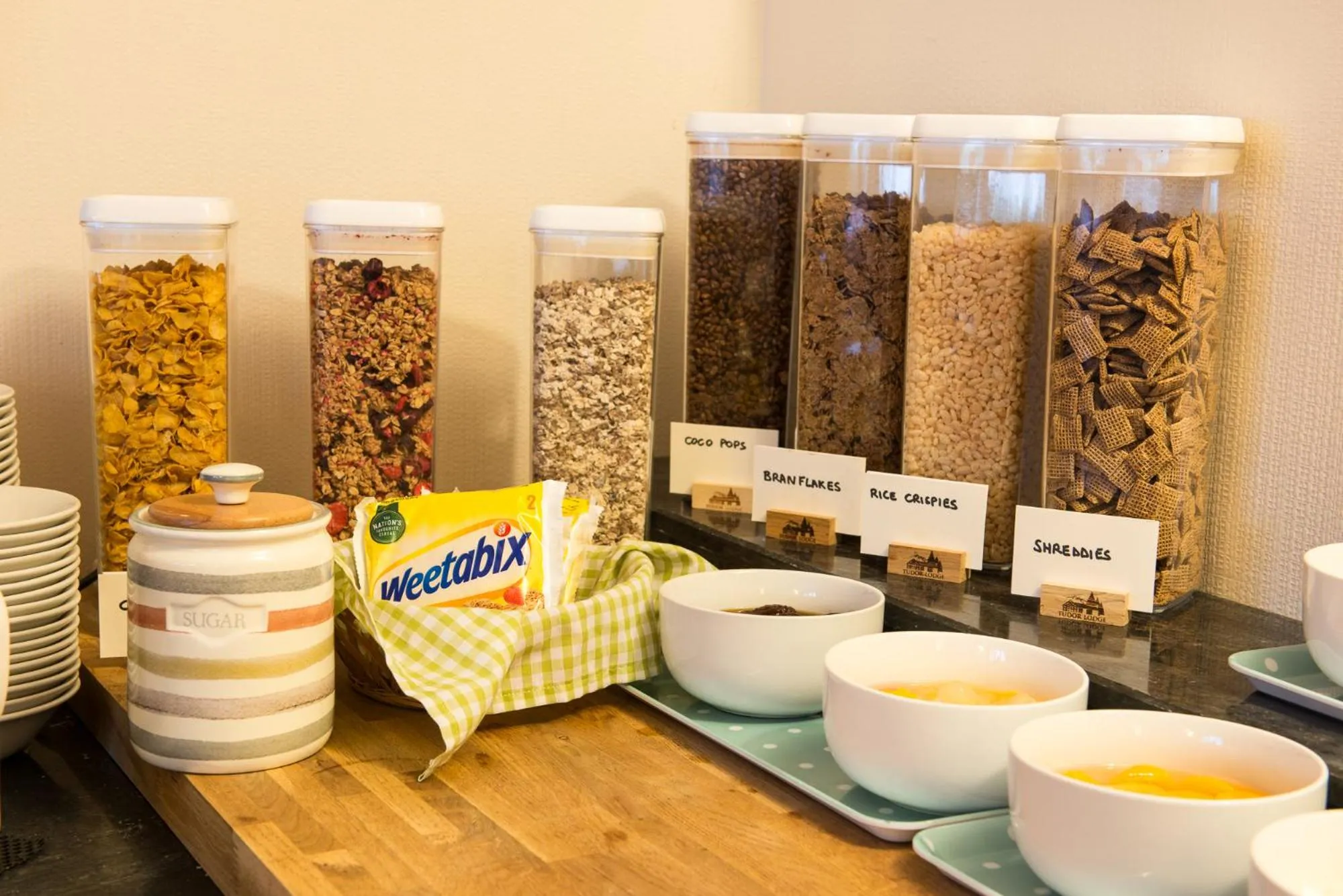 Buffet breakfast in Tudor Lodge