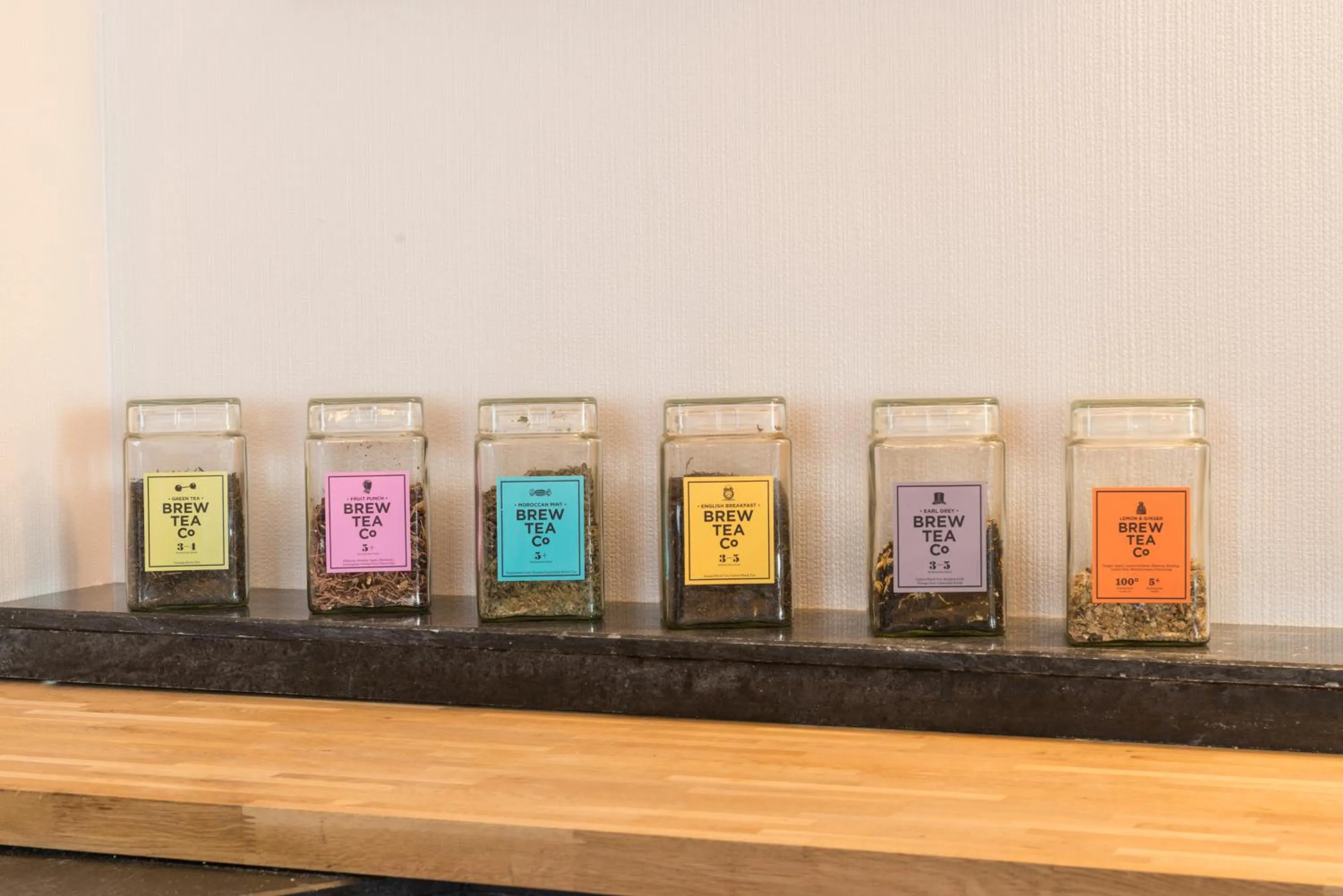 Breakfast in Tudor Lodge