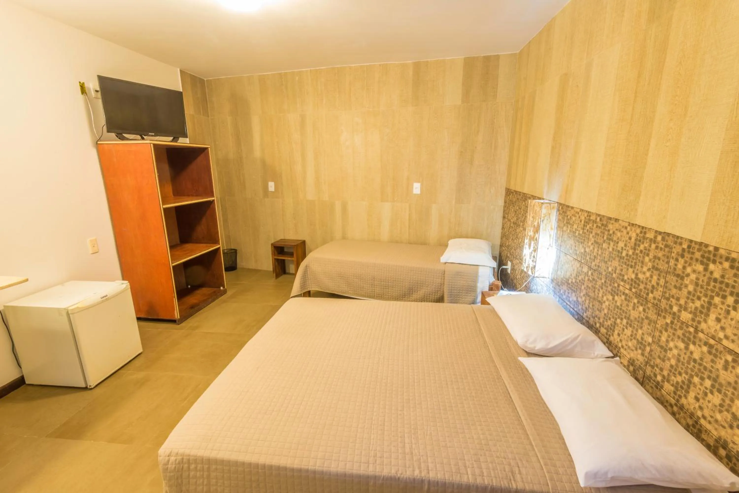 Photo of the whole room, Bed in Pousada Ilha da Saudade