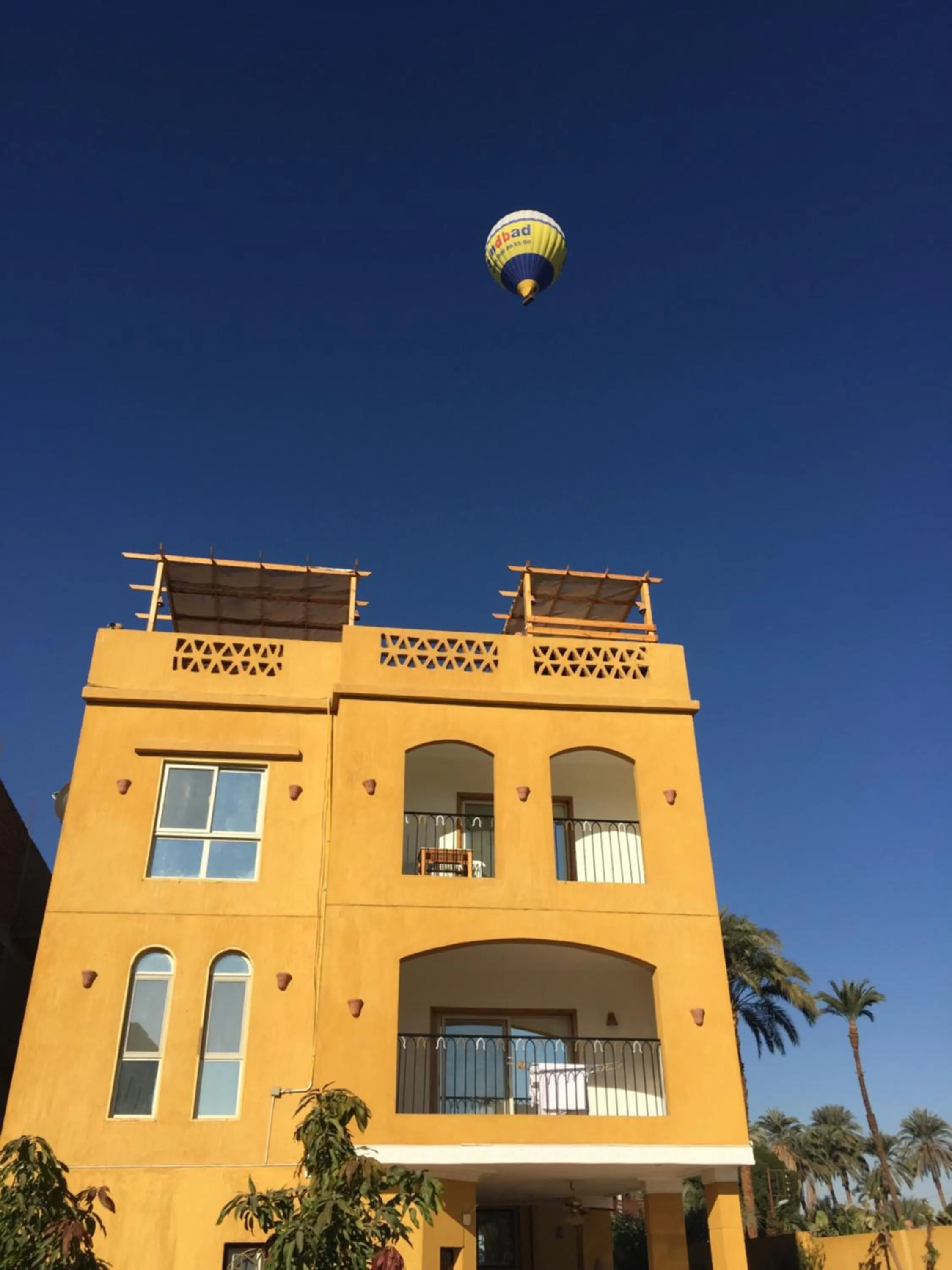 Entertainment in Jewel Howard Carter Hotel