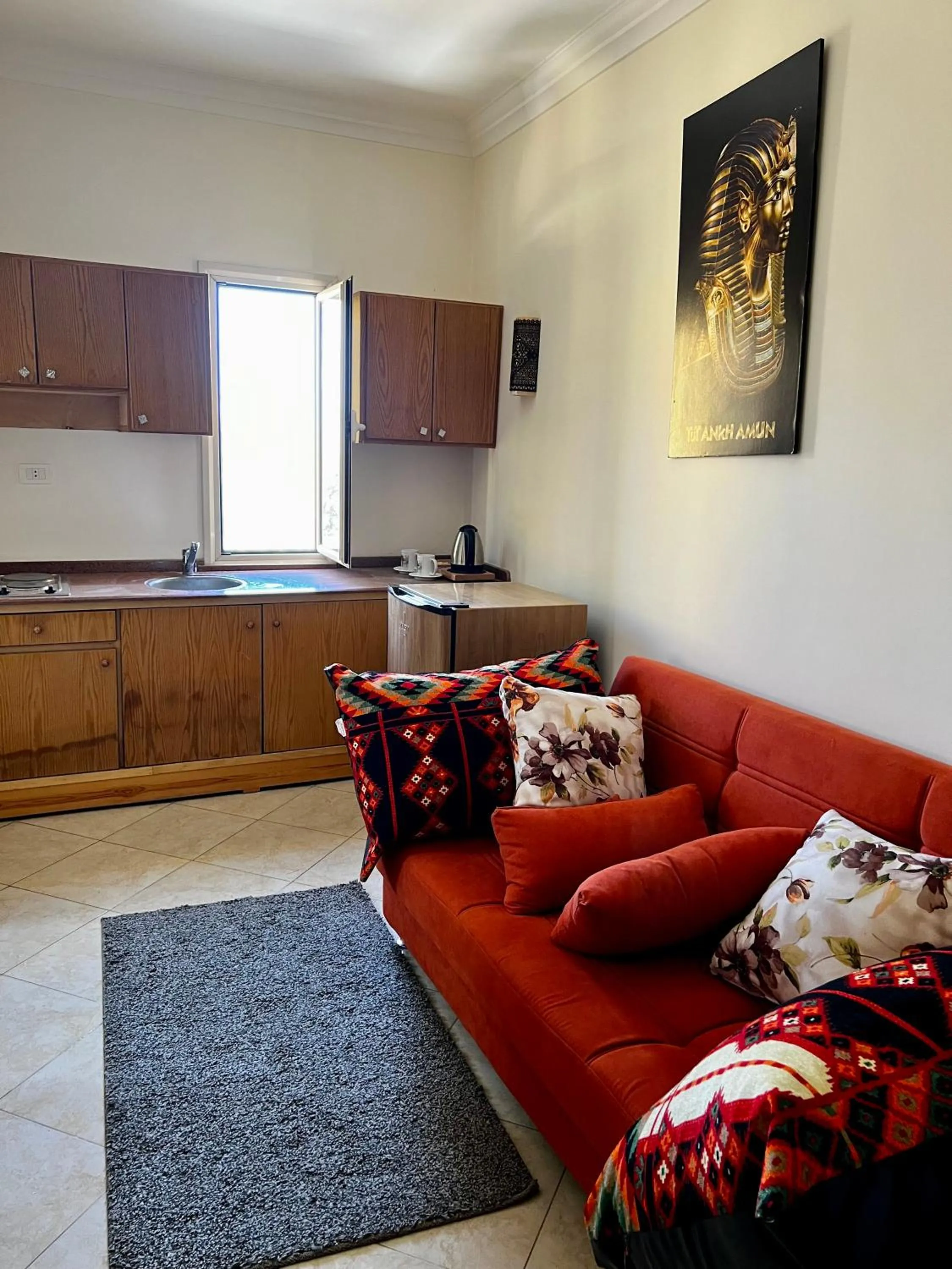 Living room in Jewel Howard Carter Hotel