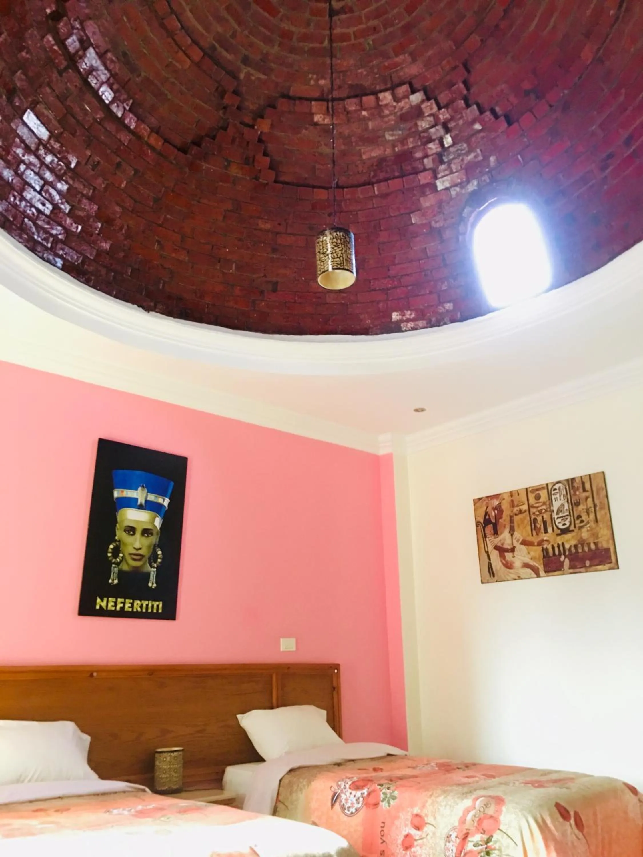 Bedroom, Bed in Jewel Howard Carter Hotel