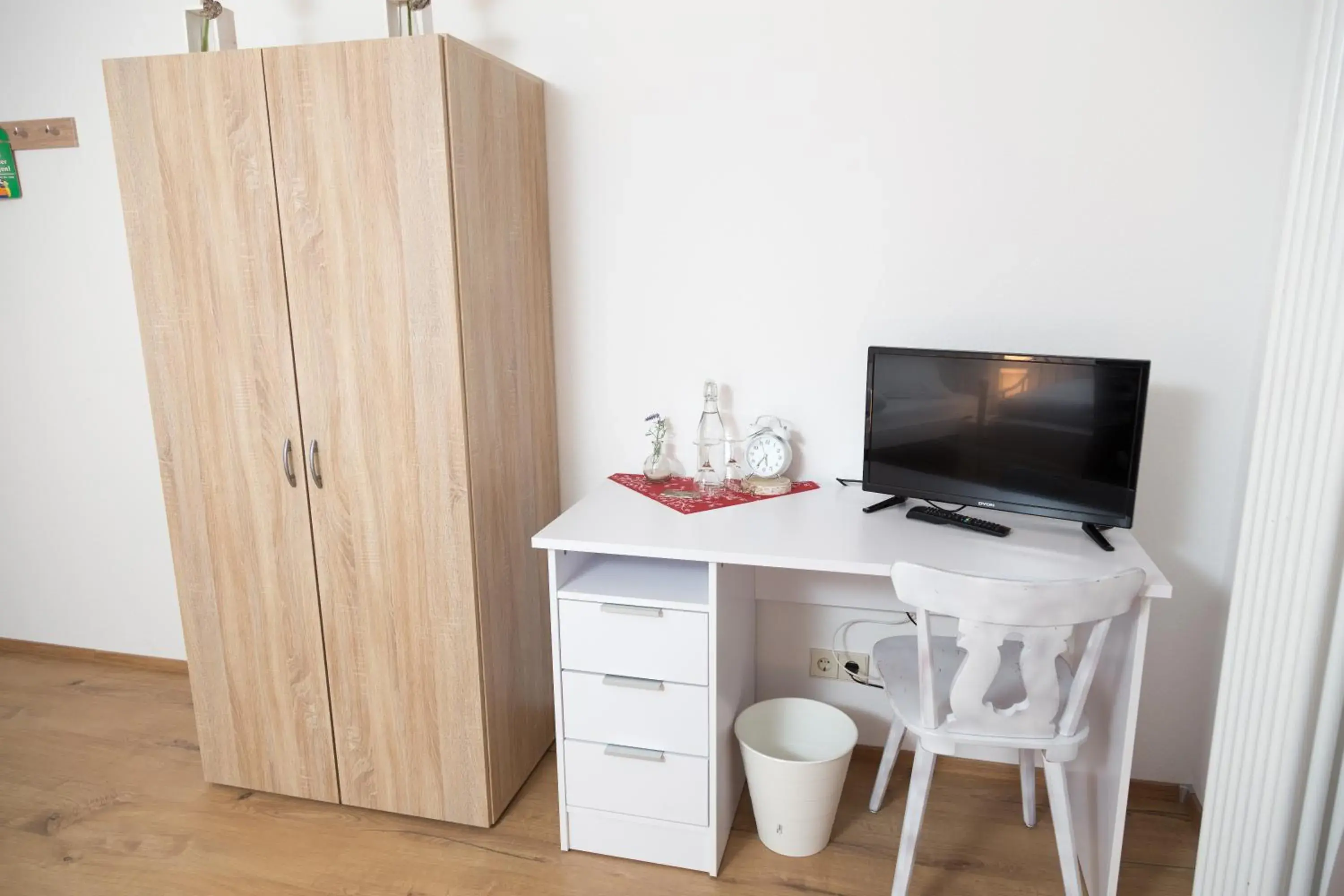 Twin Room with Balcony - single occupancy in Landgasthof Ritter Twin Room with Balcony - single occupancy in Landgasthof Ritter